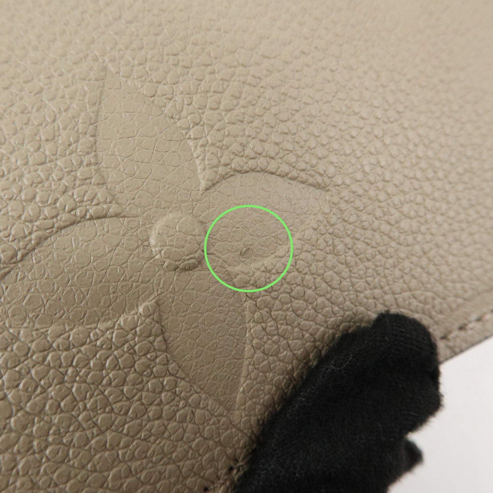 Louis Vuitton Empreinte Pouch for Neverfull MM Tote Bag M45686