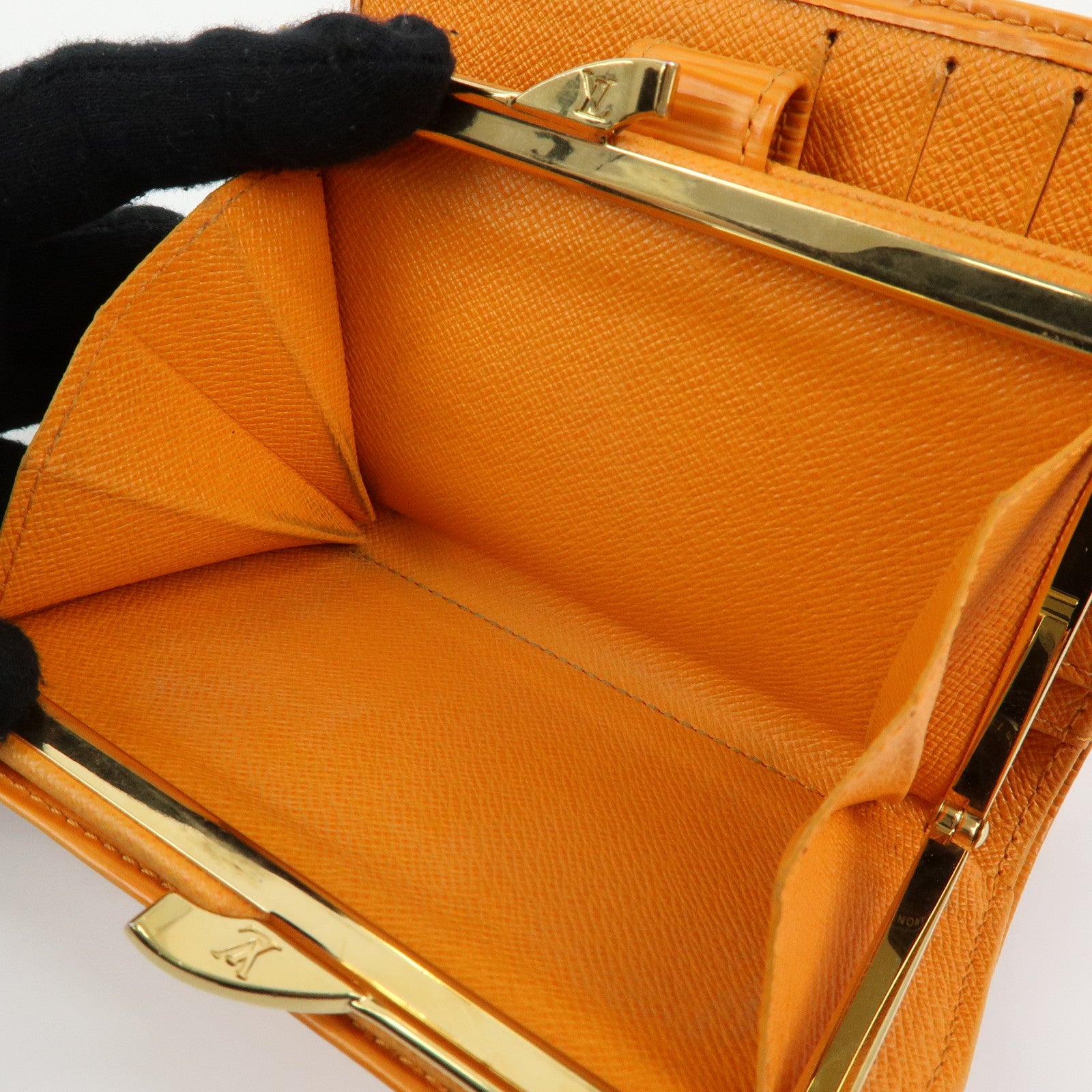 Louis Vuitton Epi Porte Monnaie Viennois Bi-Fold Wallet M6324H