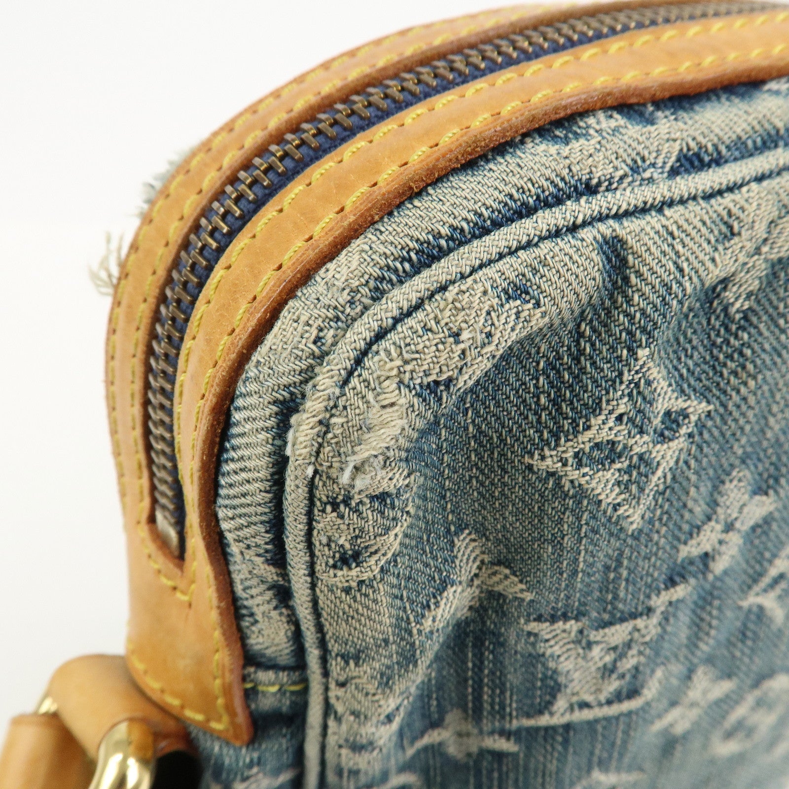 Louis Vuitton Monogram Denim Camera Bag Shoulder Bag Blue M95348