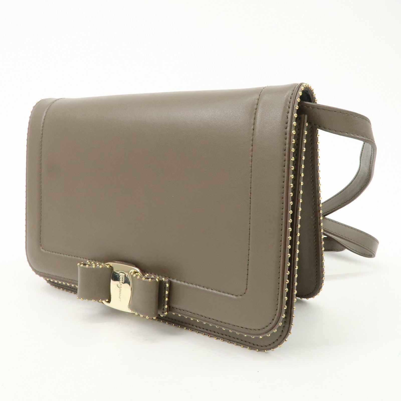 Ferragamo Vara Leather Ribbon Studs Shoulder Bag Greige Used