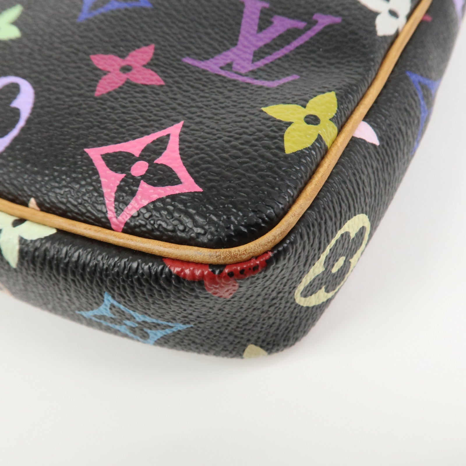 Louis Vuitton Monogram Pochette Accessoires Multicolor Noir M92648