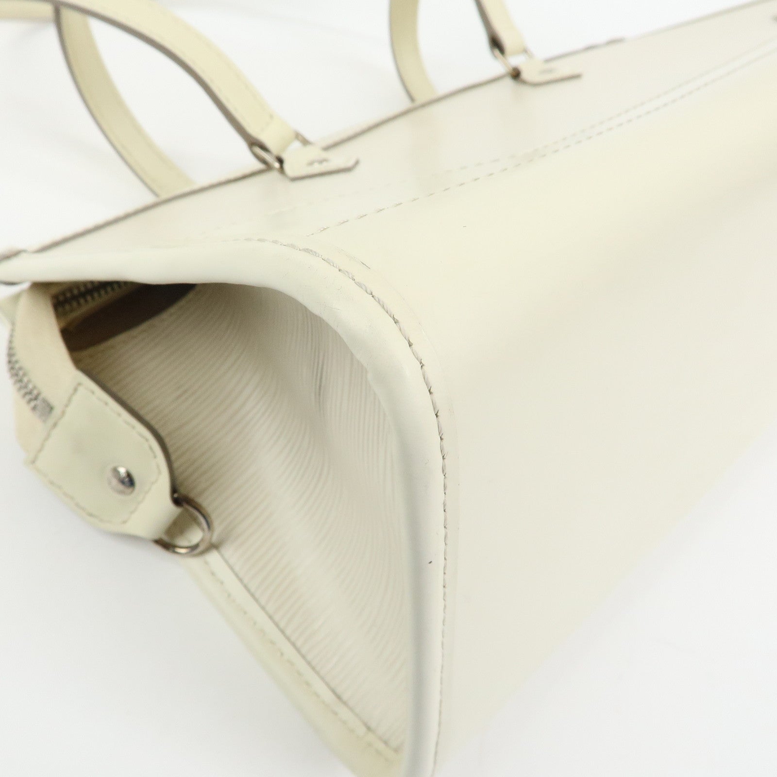 Louis Vuitton Epi Madeleine PM Hand Bag Ivoire White M5933J