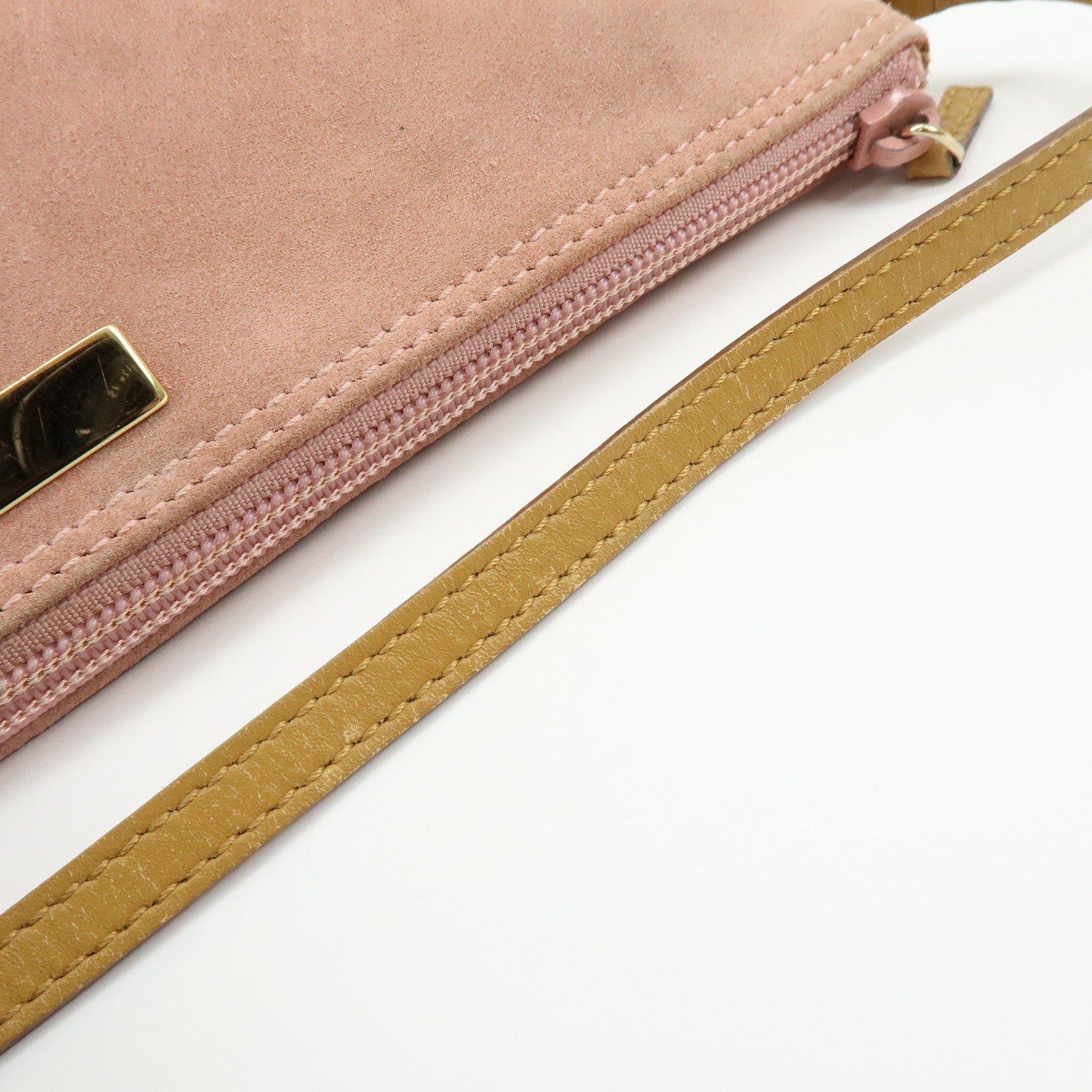 GUCCI Boat Bag Suede Leather Accessory Pouch Hand Bag Pink 039.1103