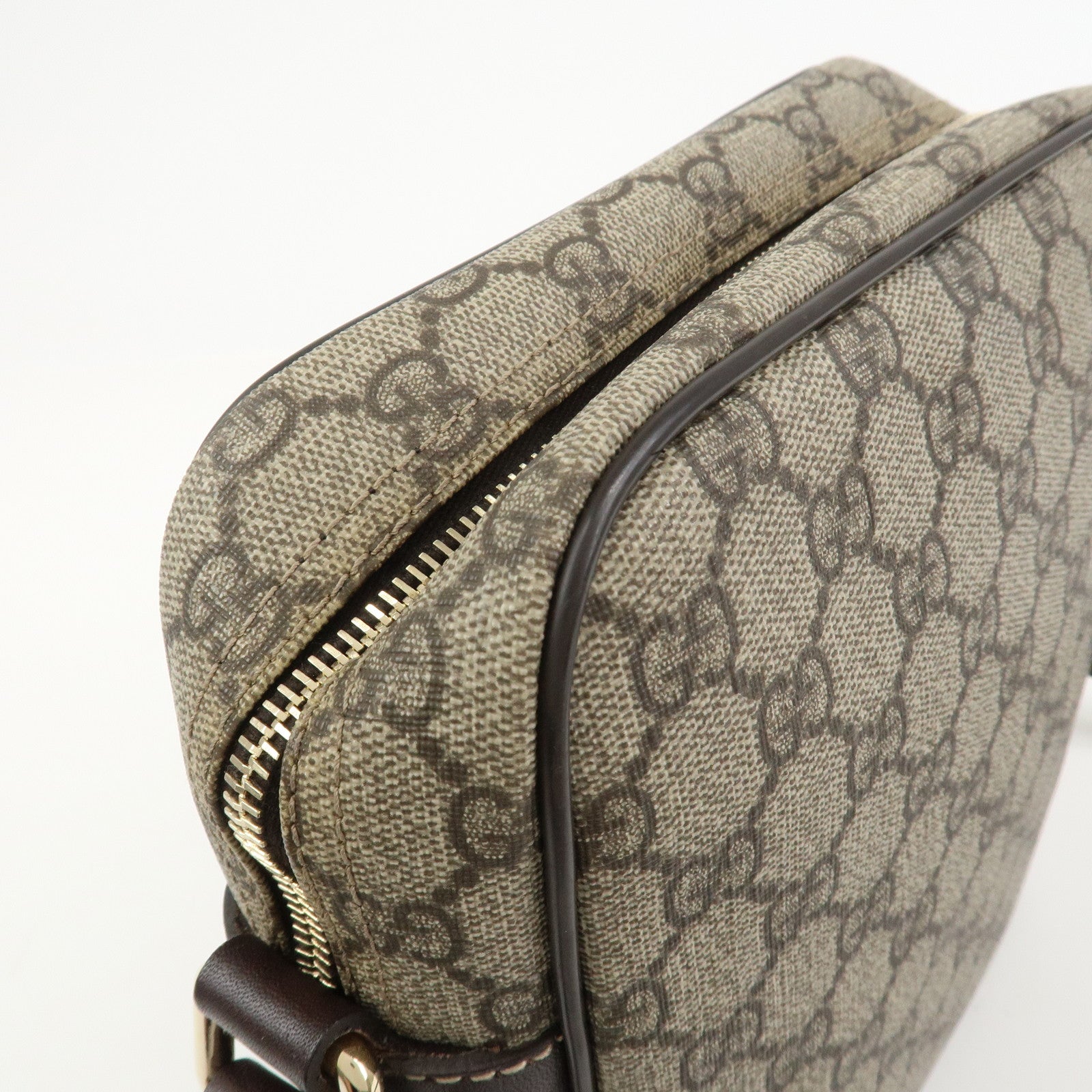 GUCCI GG Supreme Leather Shoulder Bag Crossbody Bag Beige 233268