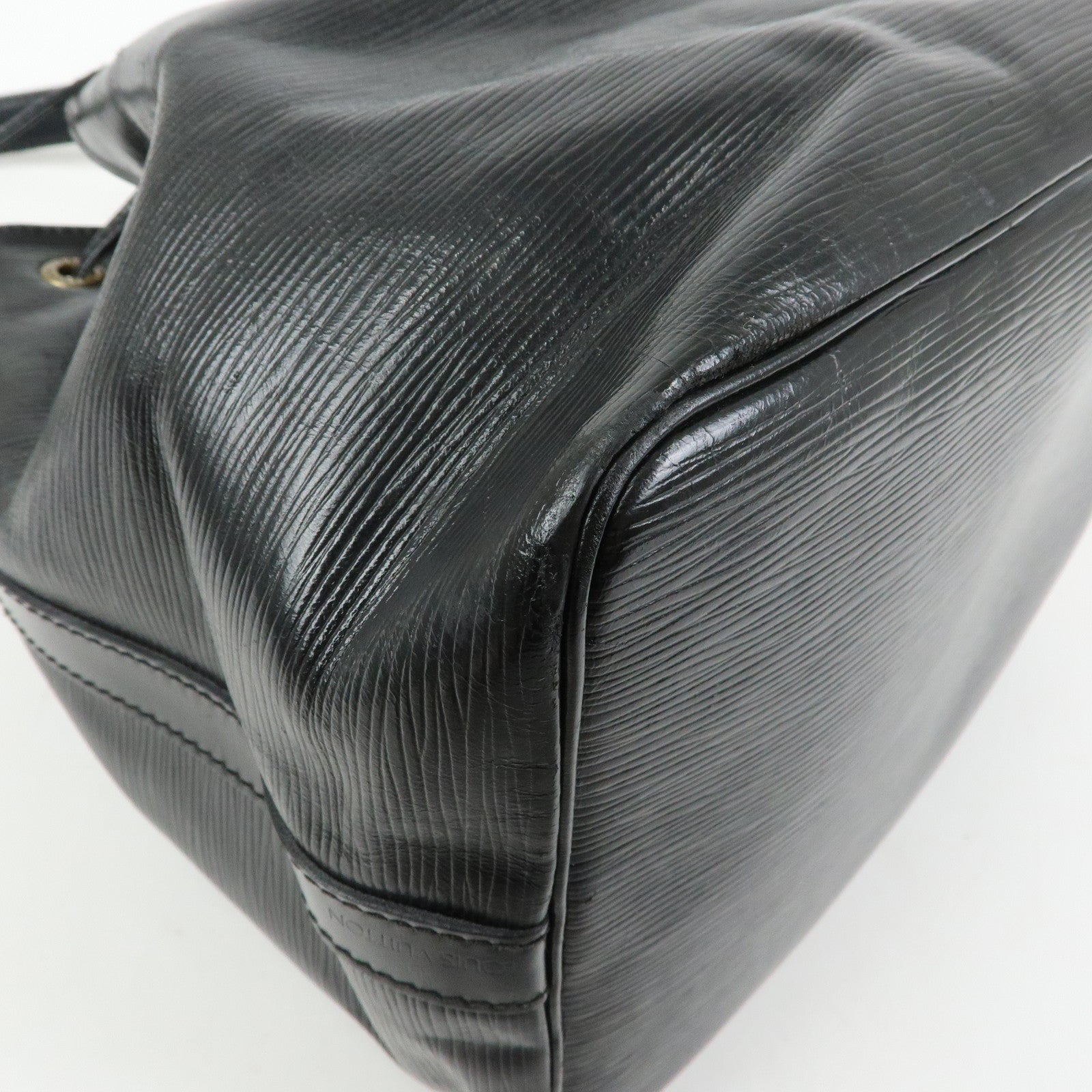 Louis Vuitton Epi Petit Noe Shoulder Bag Noir Black M44102