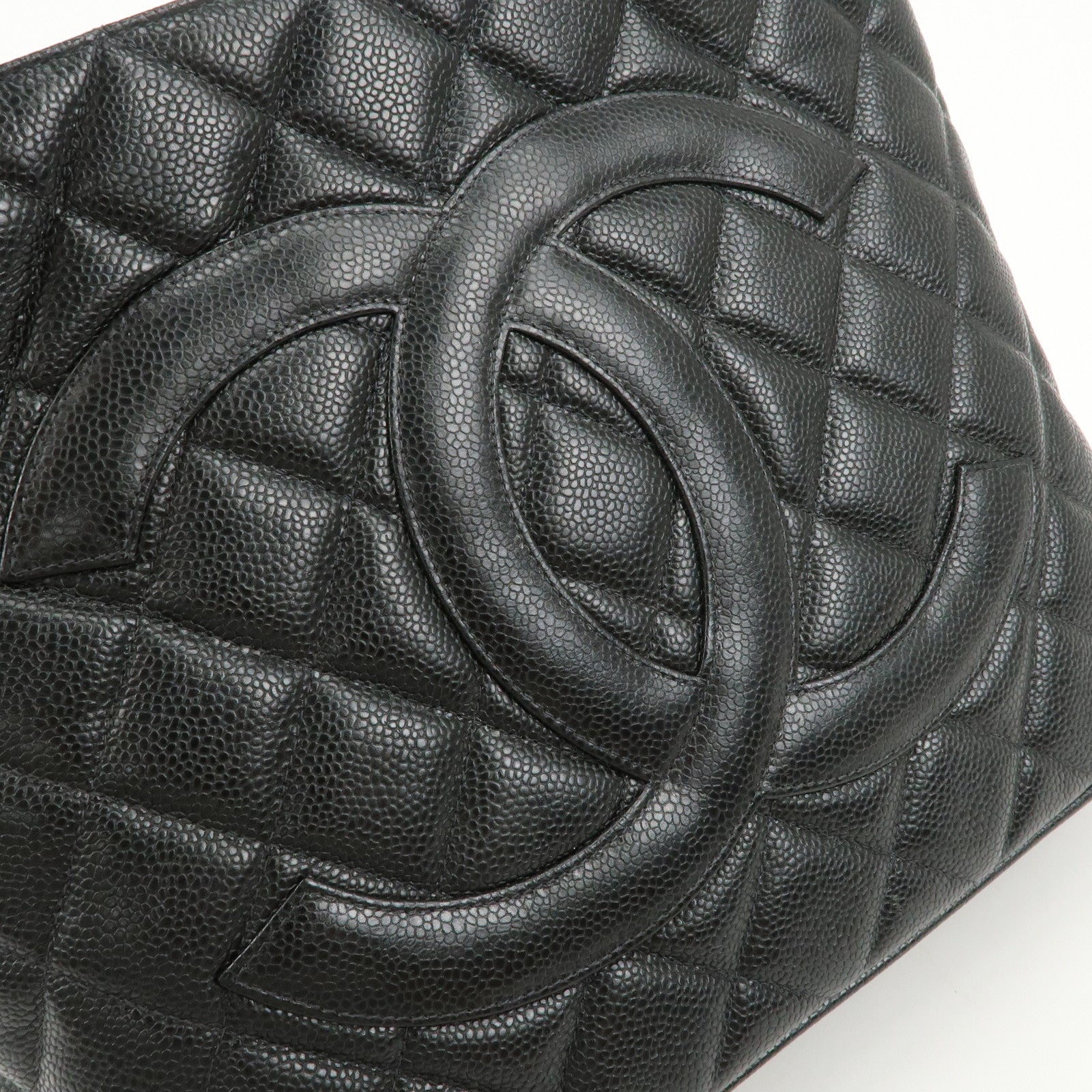 CHANEL Matelasse Caviarskin Medalion Tote Bag Hand Bag Black A01804 Used
