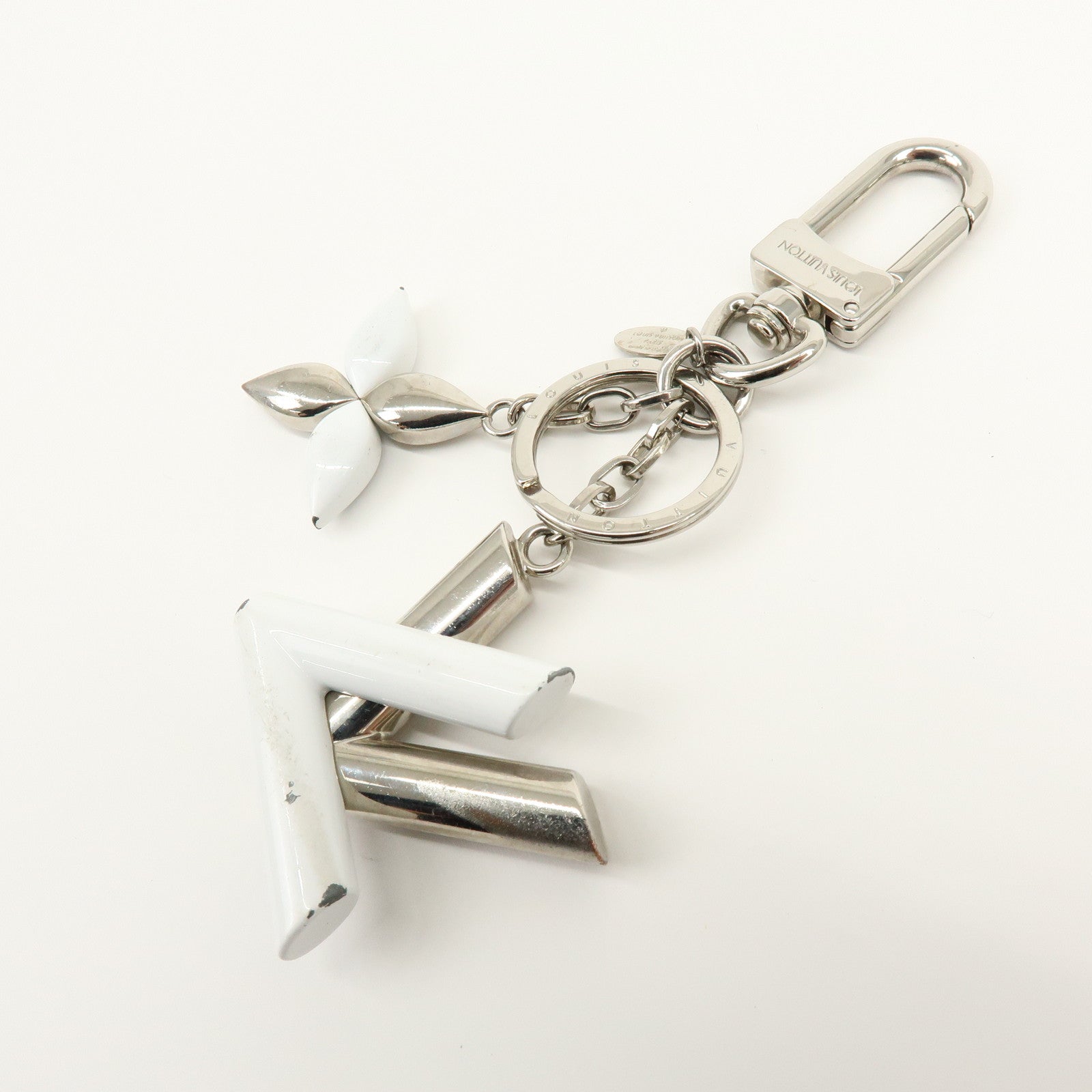Louis Vuitton Twist Metal Bag Charm Key Holder Silver White M68010