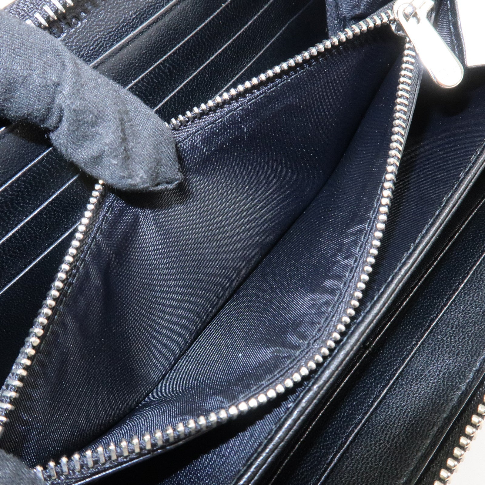 Christian Dior Trotter Patent Leather Round Zippy Long Wallet Black