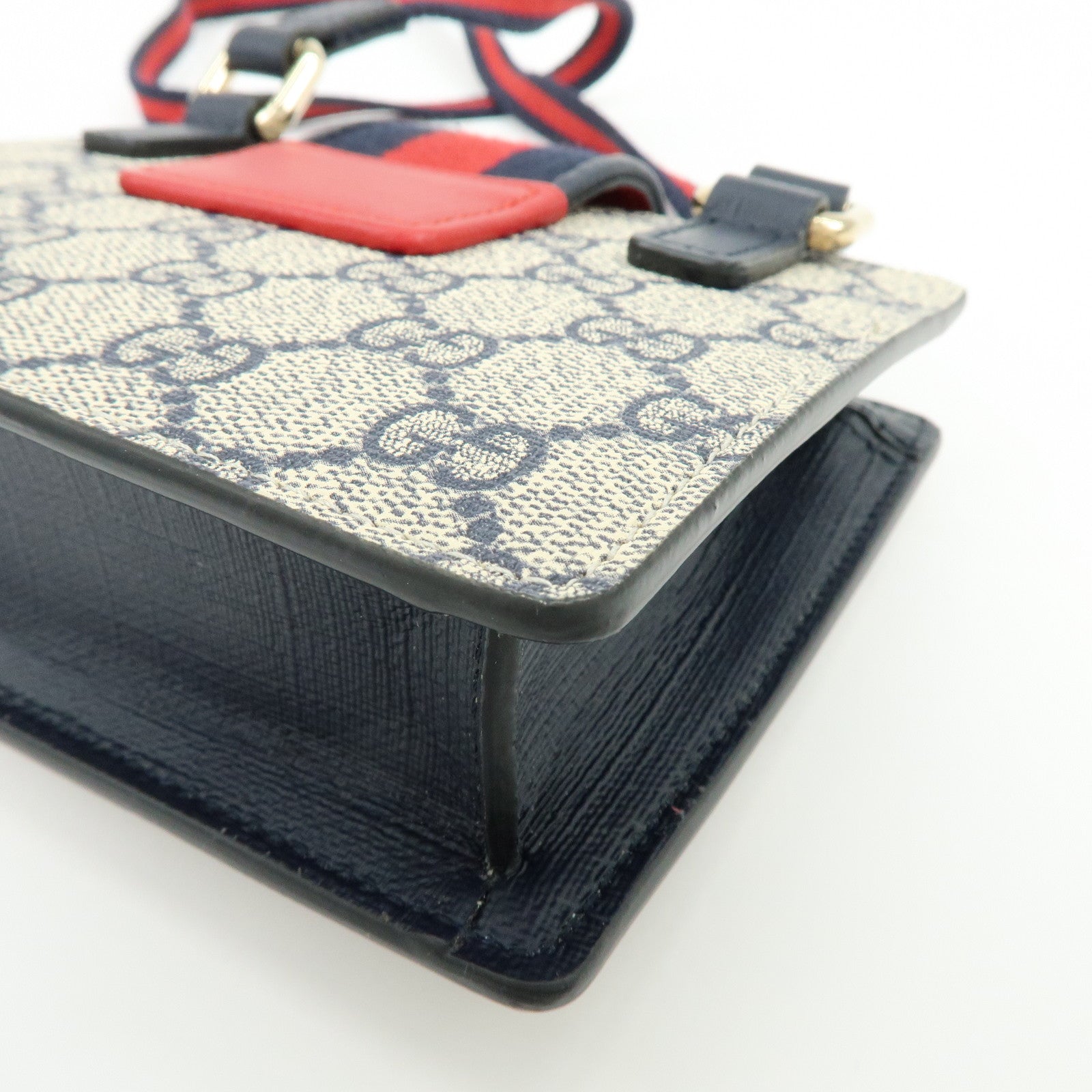 GUCCI Sherry Heart GG Supreme Shoulder Bag Beige Navy 293830
