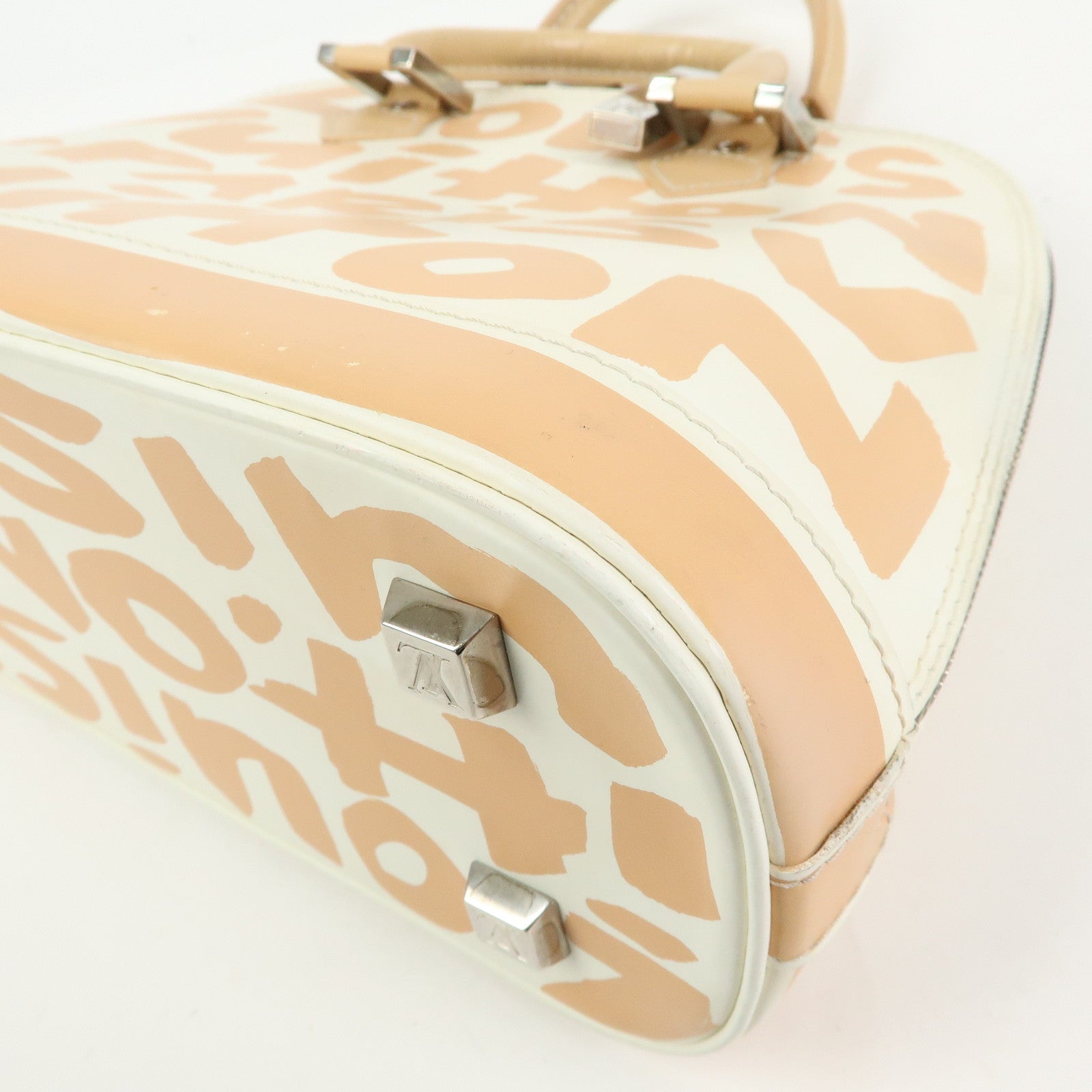 Louis Vuitton Alma MM Graffiti Leather Hand Bag Beige White M92180