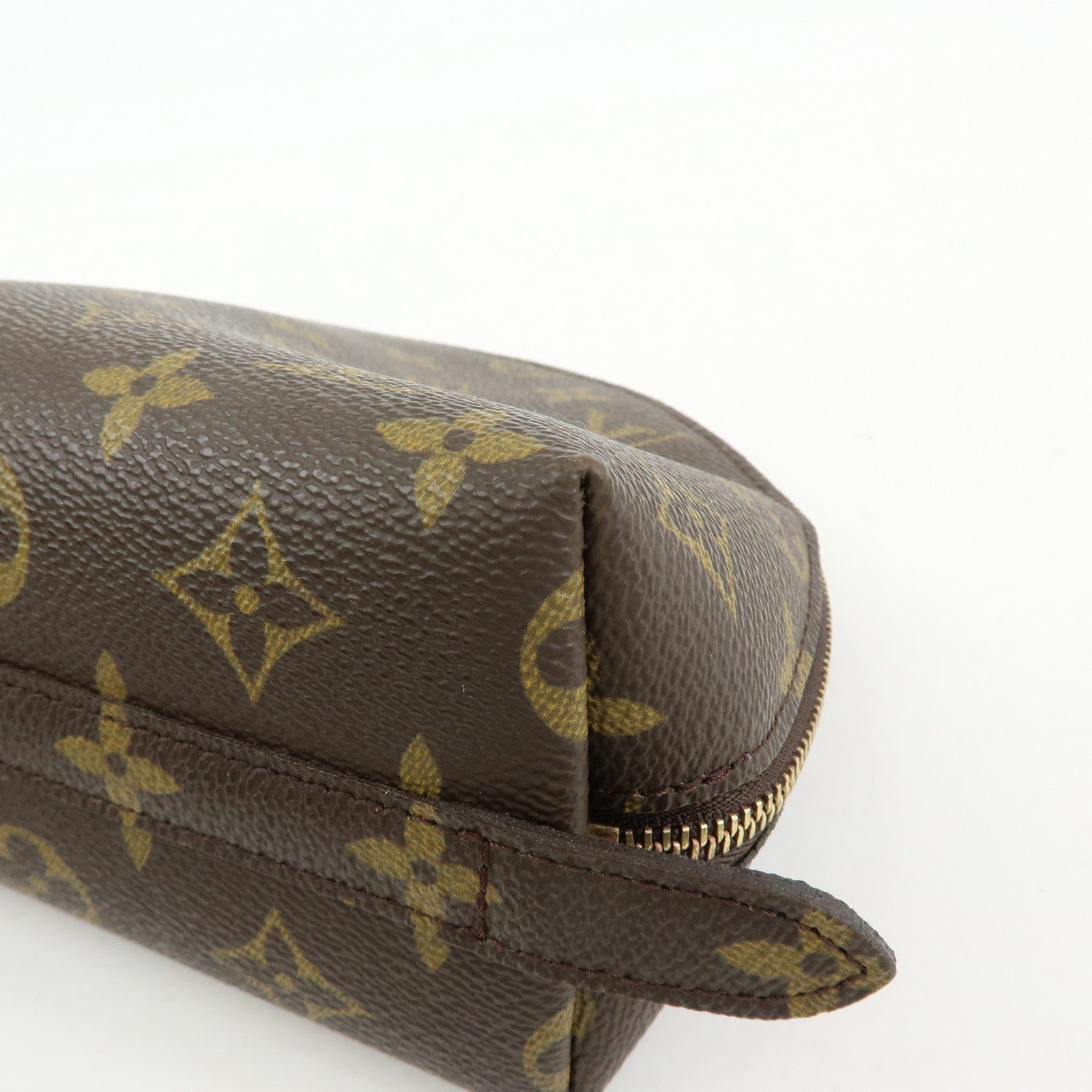 Louis Vuitton Monogram Trousse Demi Ronde Cosmetic Pouch M47520
