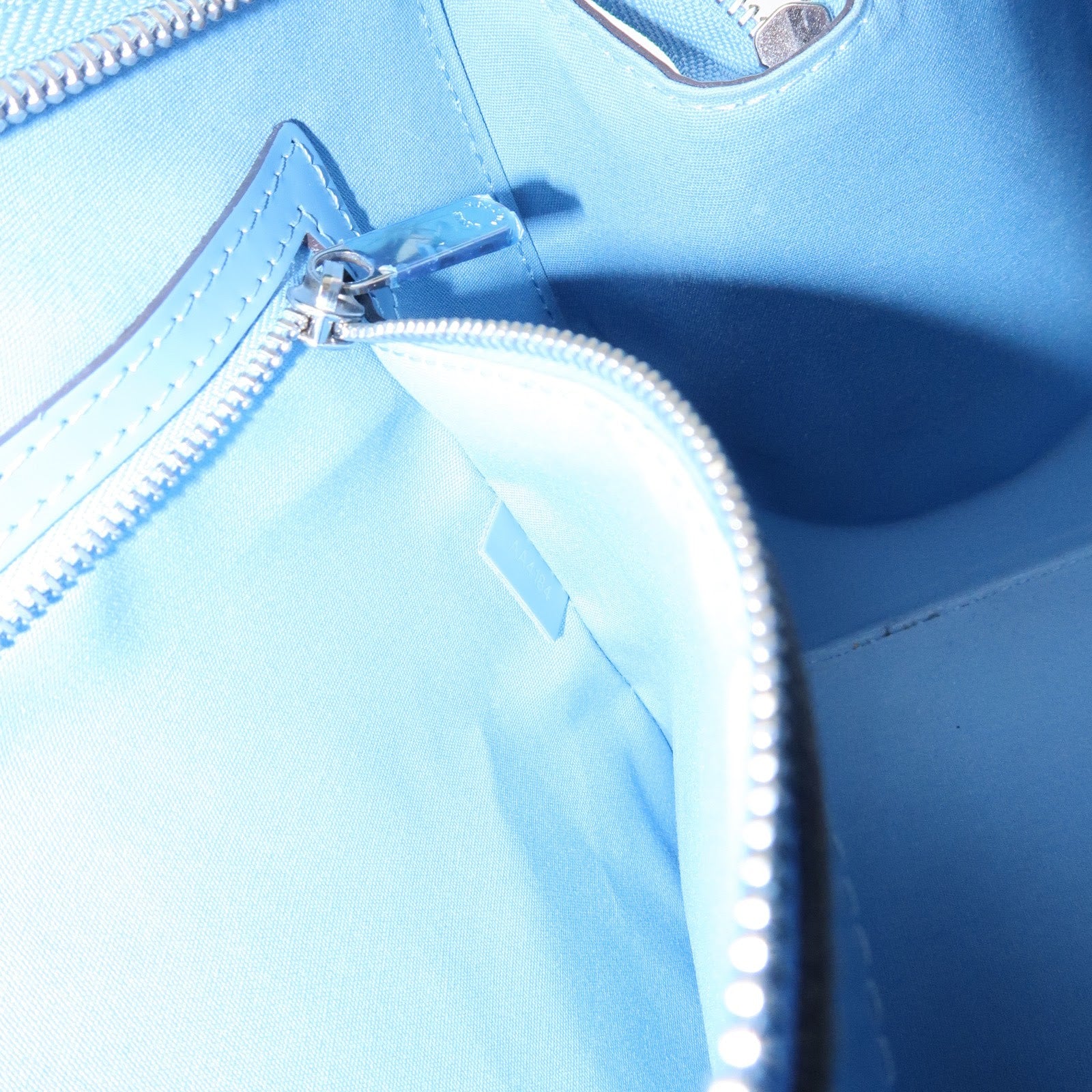 Louis Vuitton Epi Leather Brea MM 2Way Bag Hand Bag Blue