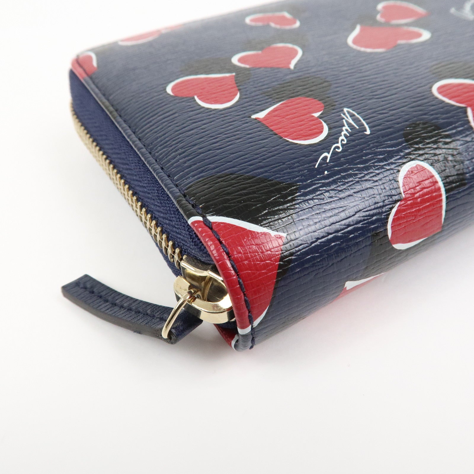 GUCCI Interlocking G Round Zippy Long Wallet Heart Navy 309705