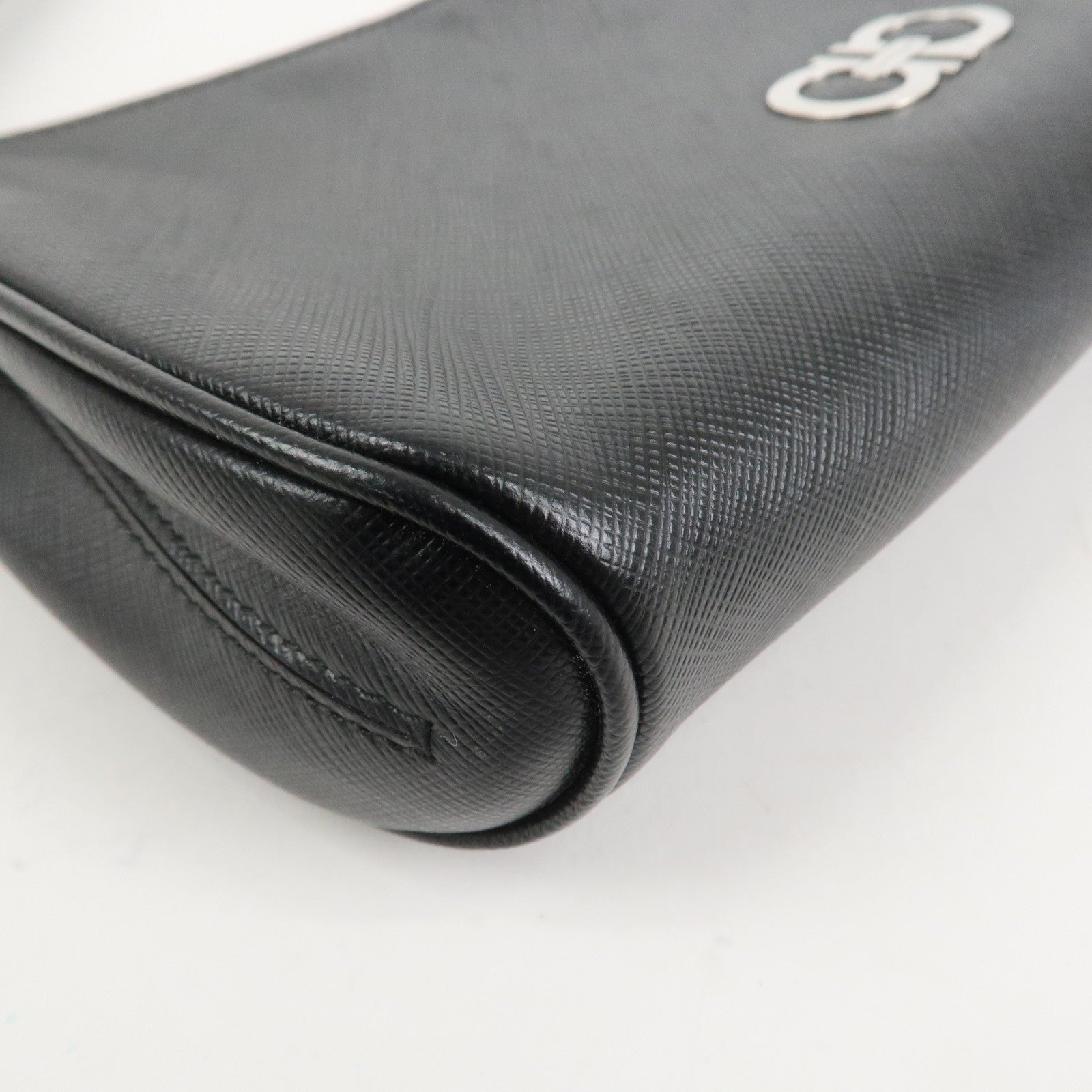 Ferragamo Gancini Leather Shoulder Bag Hand Bag Black