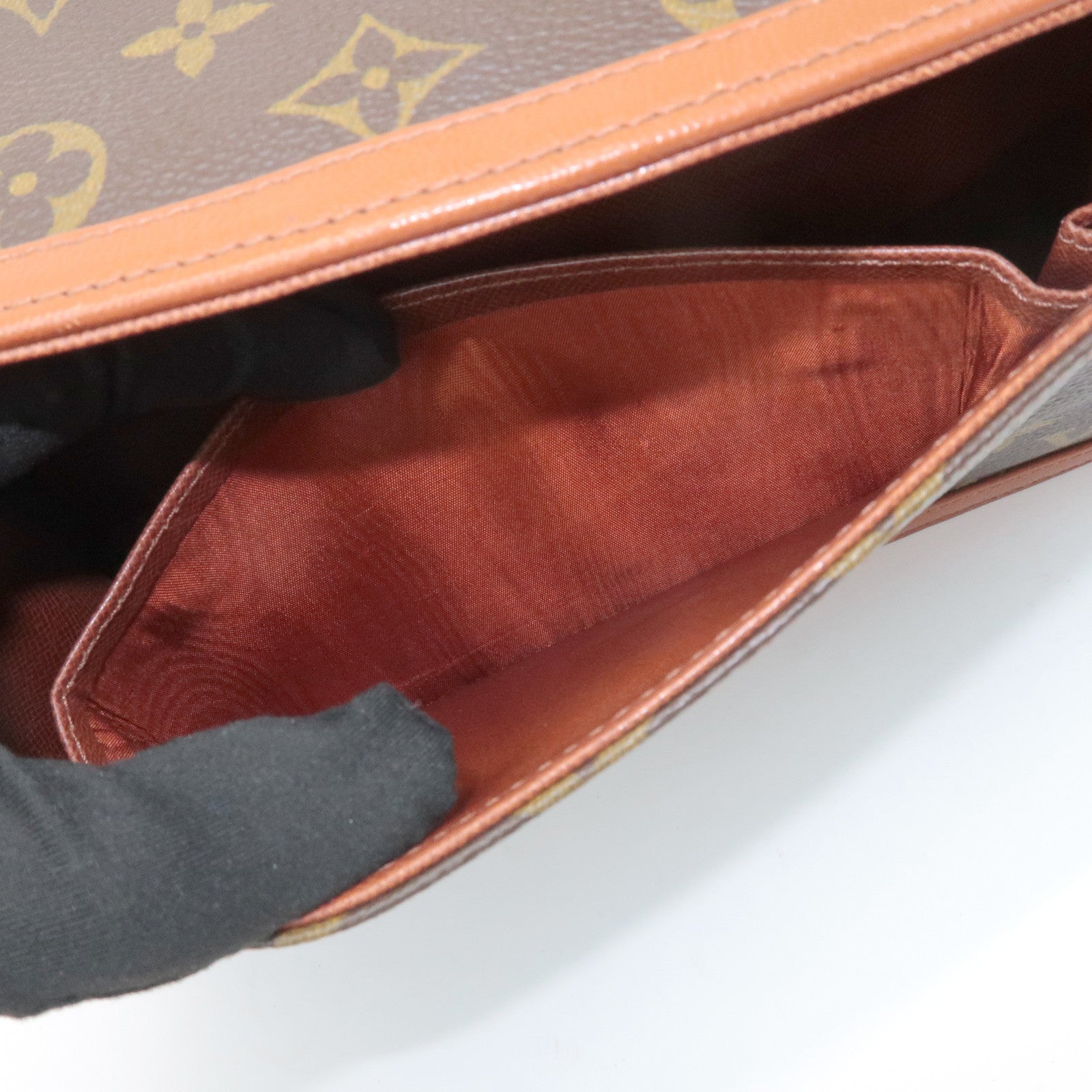 Louis Vuitton Monogram Leather Pochette Damme PM Clutch Bag M51812