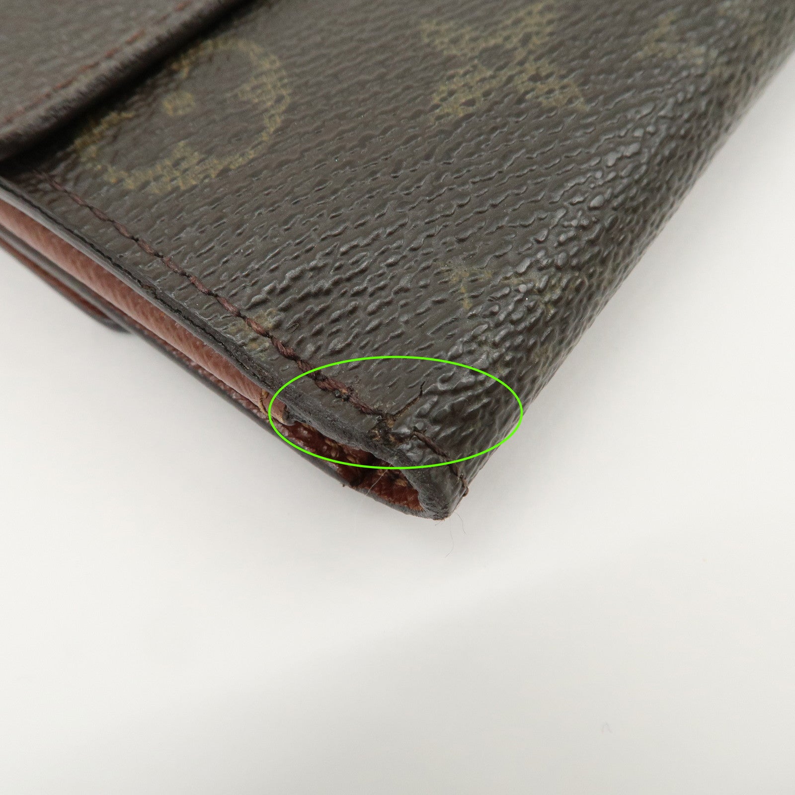Louis Vuitton Monogram Porte Monnaie Billet Carte Credit M61652