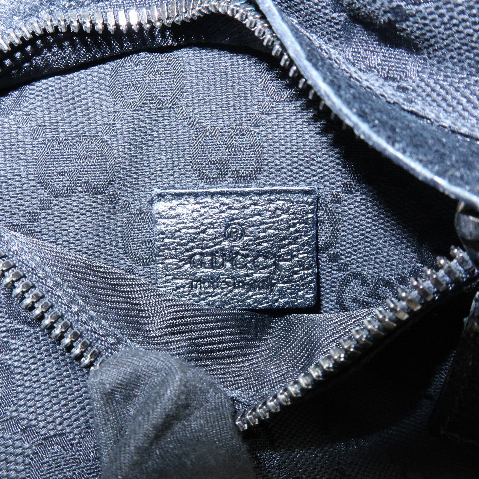 GUCCI GG Canvas Leather Waist Bag Crossbody Bag Black 28566