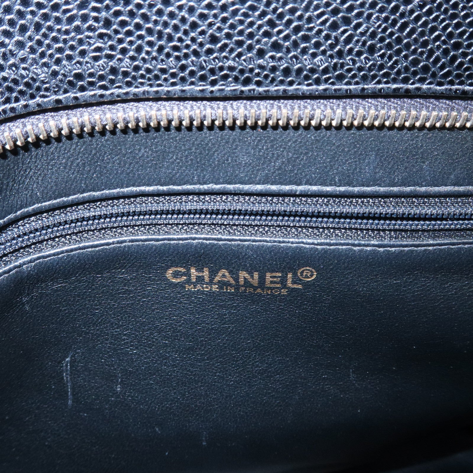 CHANEL Matelasse Caviarskin Medalion Tote Bag Hand Bag Black A01804 Used