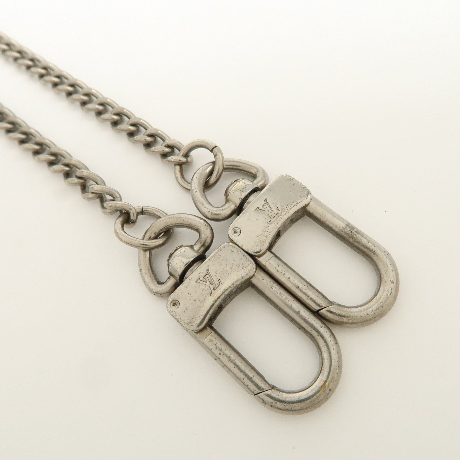 Louis Vuitton Metal Key Chain for Portefeuille Accordion Wallet