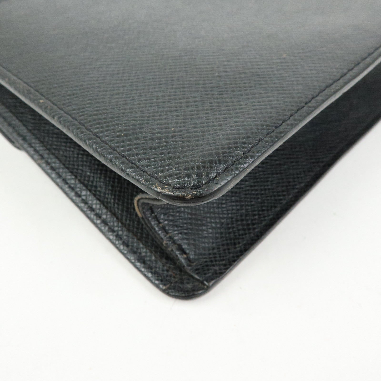 Louis Vuitton Taiga Leather Selenga Clutch Bag Ardoise M30782