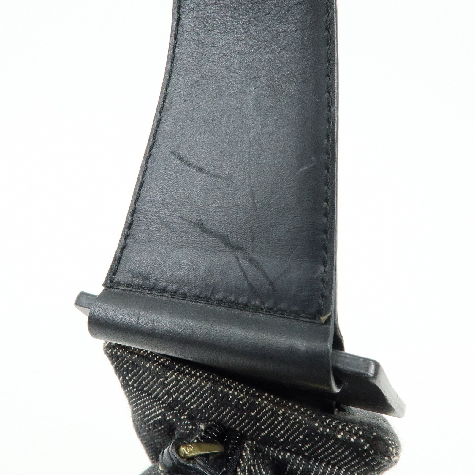 GUCCI GG Canvas Leather Shoulder Bag Black