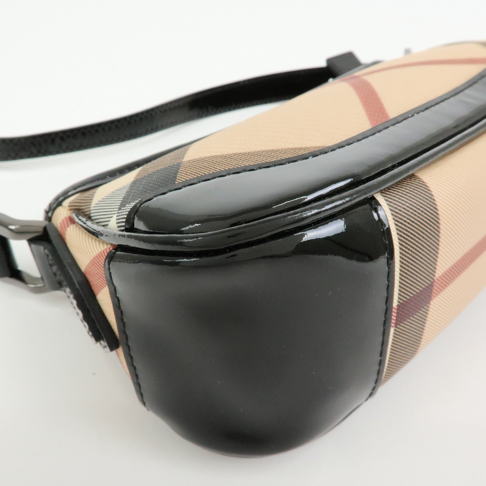 BURBERRY PVC Canvas Patent Leather Shoulder Hand Bag Black Beige