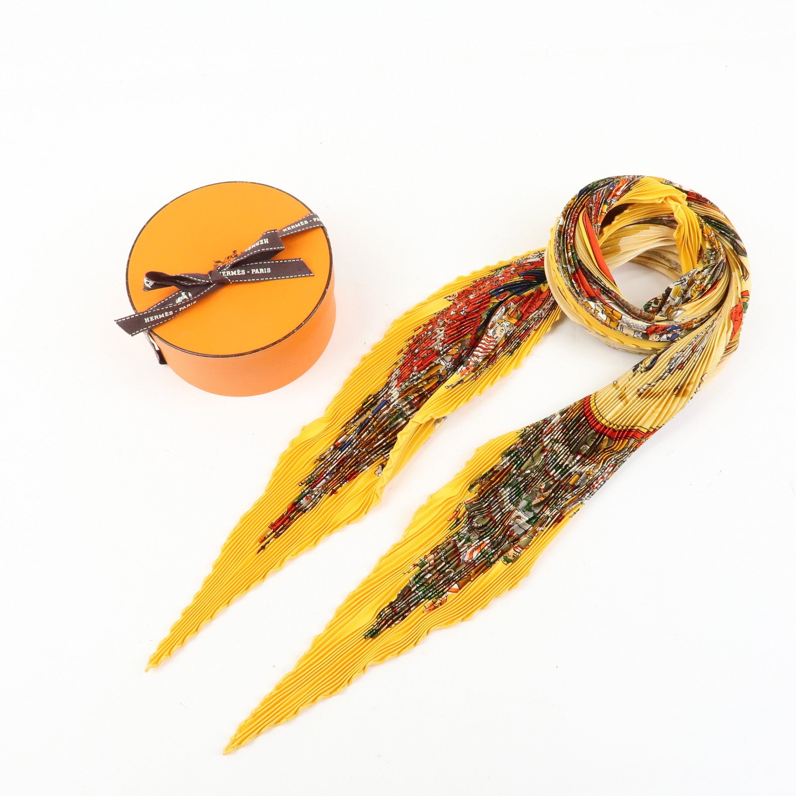 HERMES Pleated Carre 90 Silk 100% Scarf CIRQUE MOLIER Orange