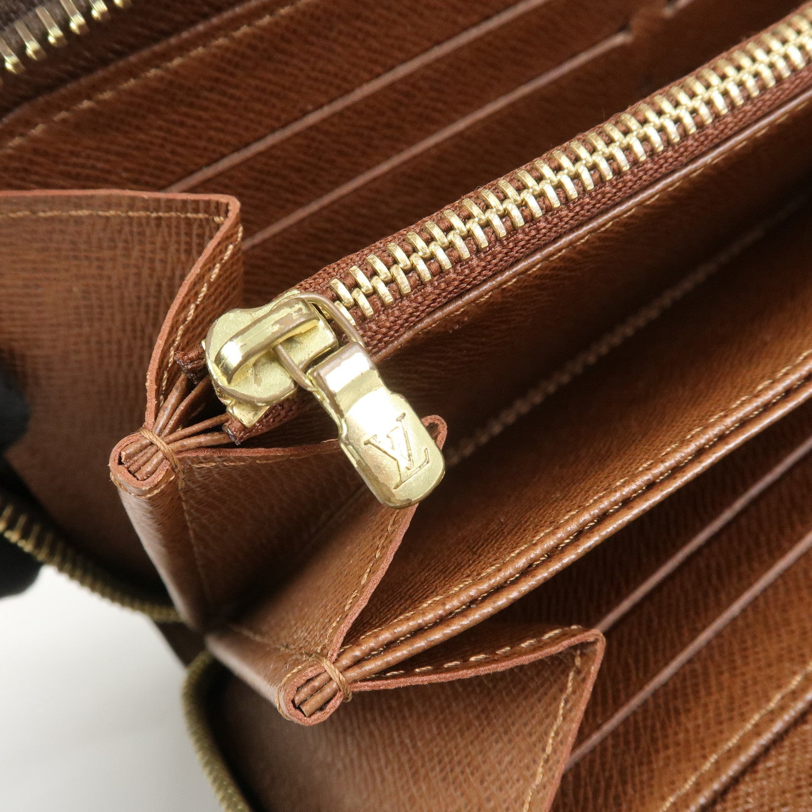 Louis Vuitton Monogram Canvas Zippy Long Wallet Brown M60017