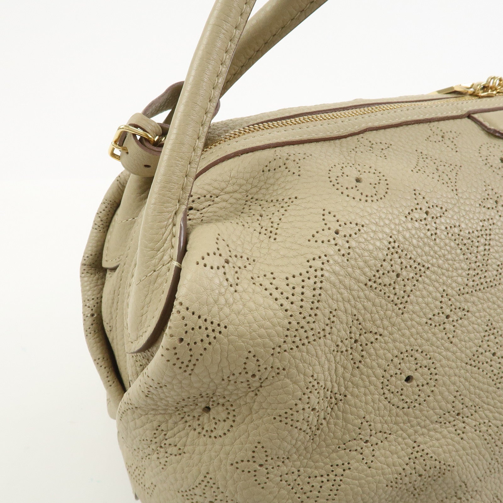 Louis Vuitton Galatea MM Leather Shoulder Bag Coquille Beige M93852