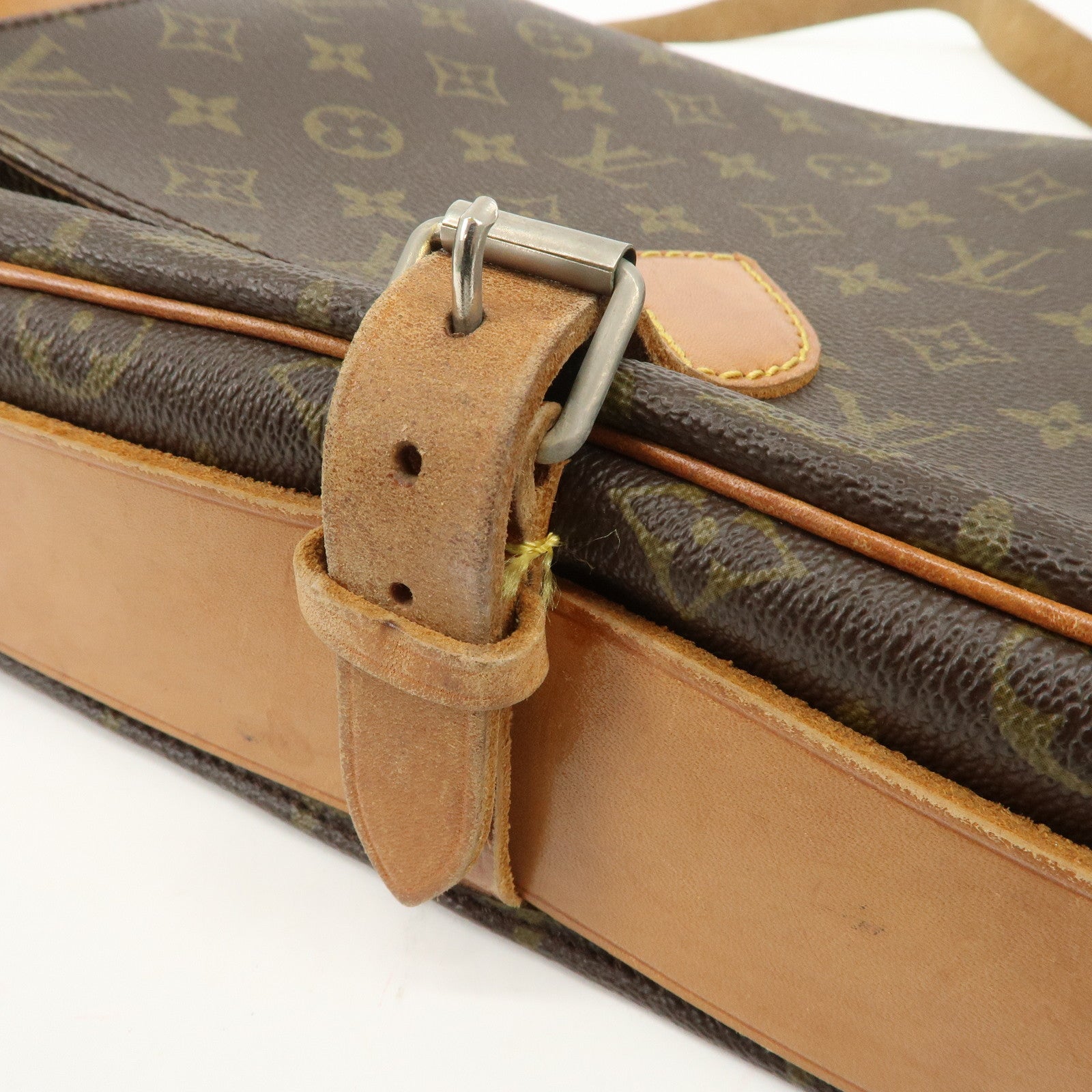 Louis Vuitton Monogram Cartouchiere 26 Shoulder Bag M51252