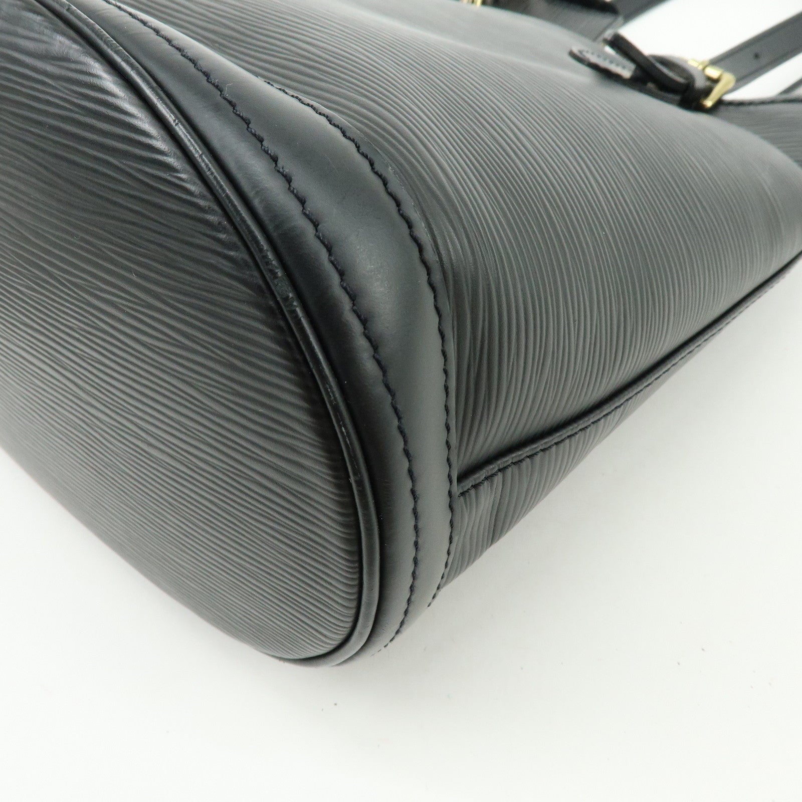 Louis Vuitton Epi Petit Bucket PM Shoulder Bag Noir M58992