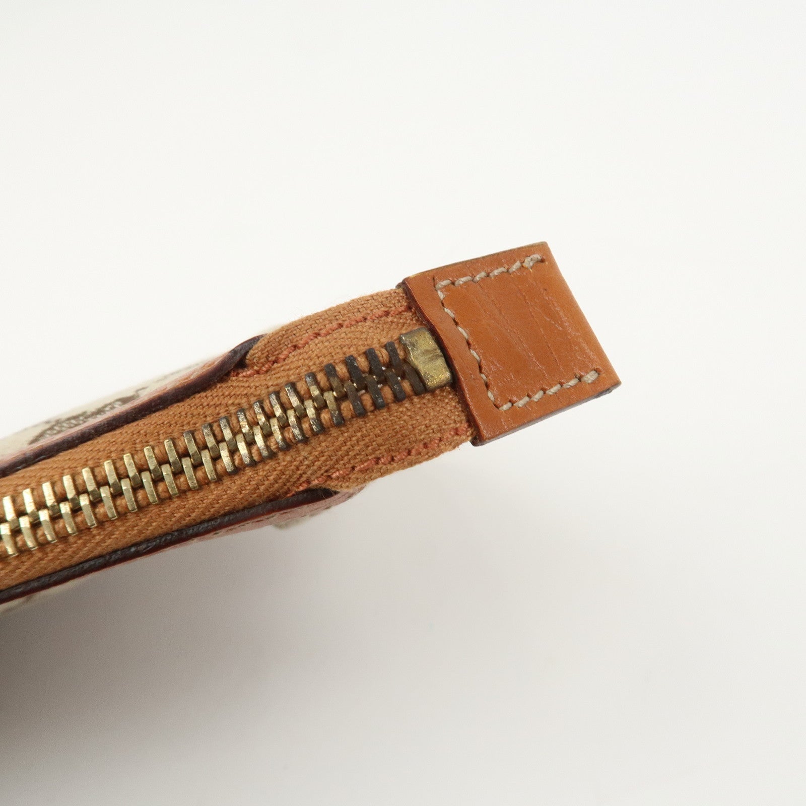 GUCCI Sherry GG Canvas Leather Pouch Cosmetic Pouch Brown 152507