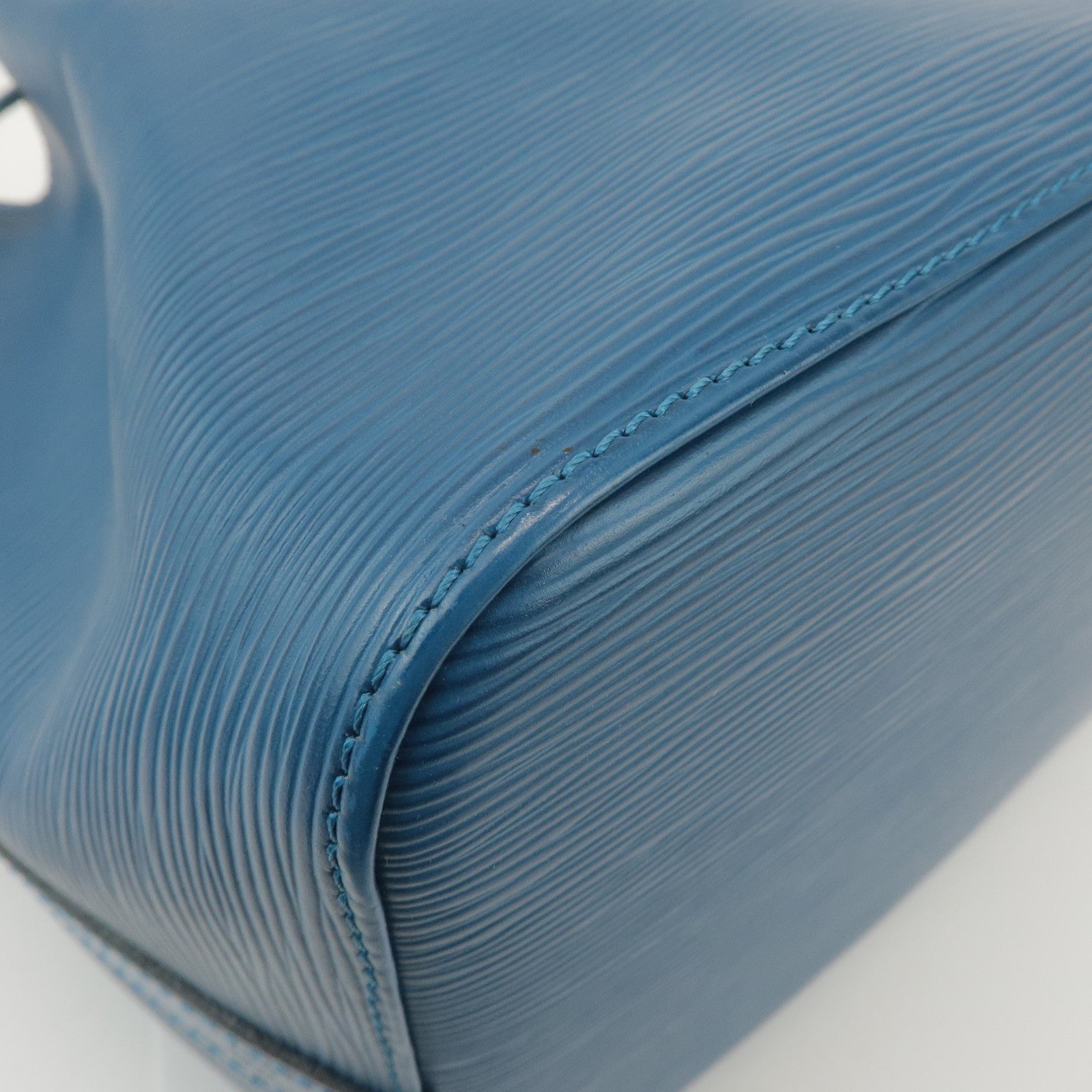 Louis Vuitton Epi Petit Noe Shoulder Bag Toledo Blue M44105