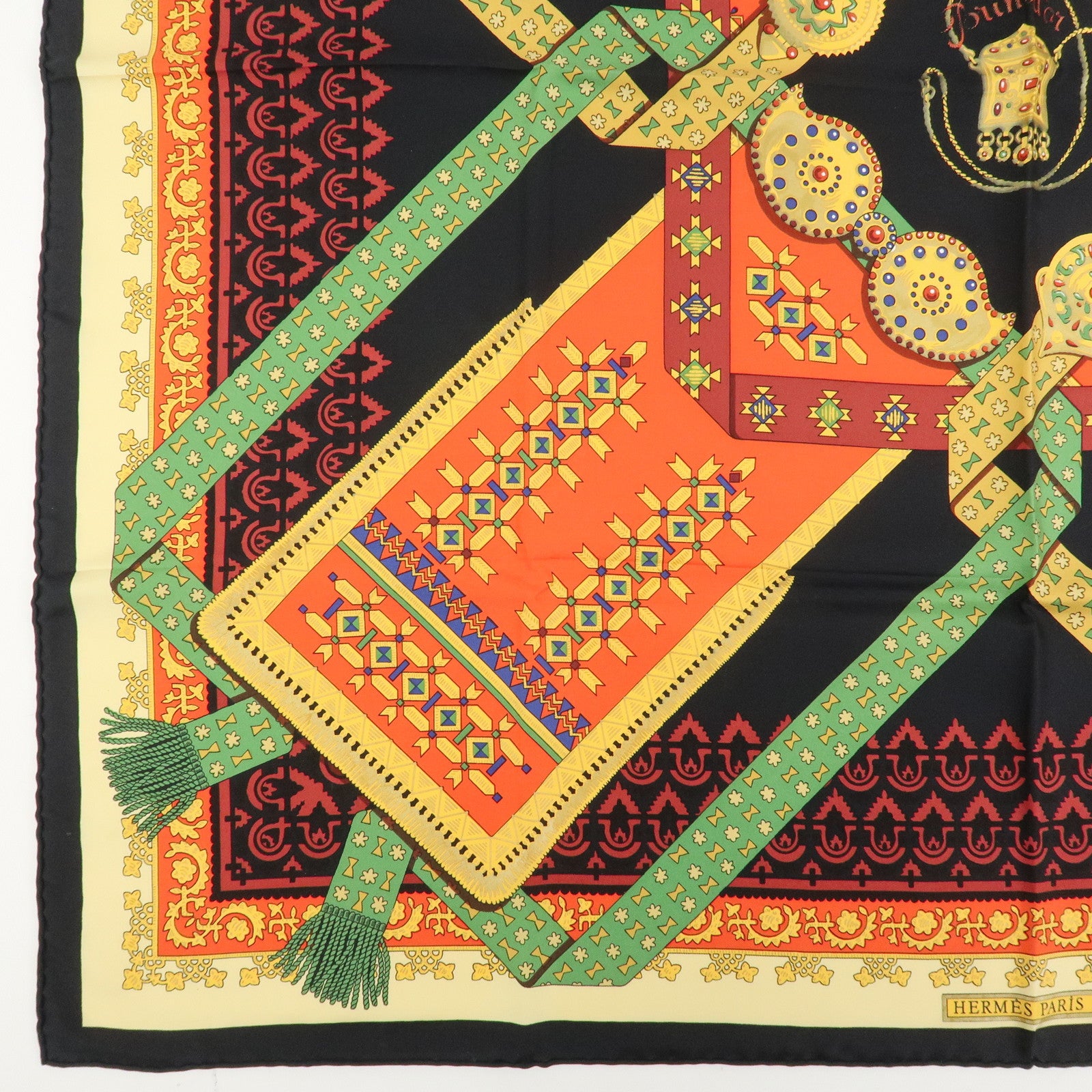 HERMES Carre 90 Silk 100% Scarf  Brins d'or Black Red