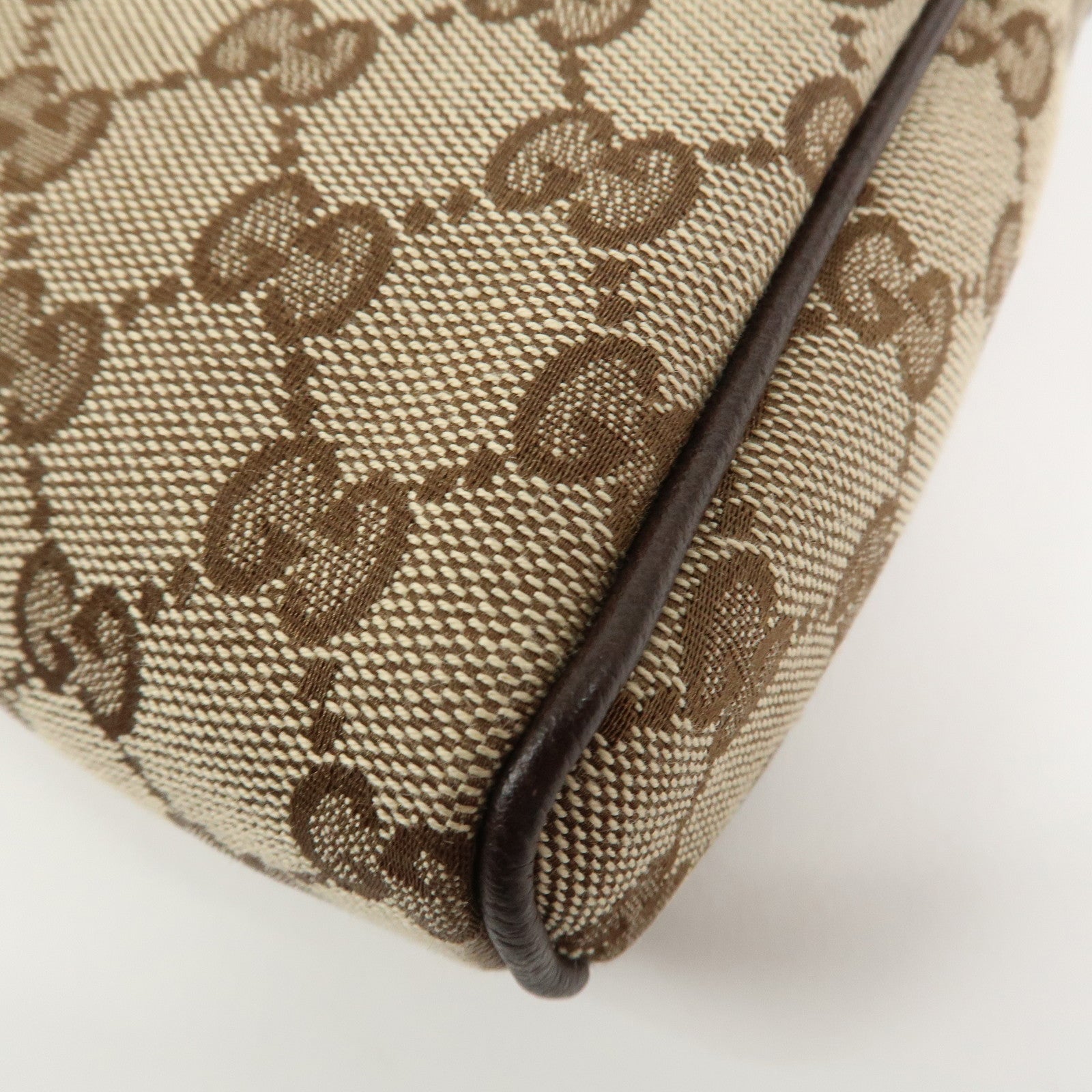 GUCCI GG Canvas Leather Accessory Pouch Hand Bag Brown 145750