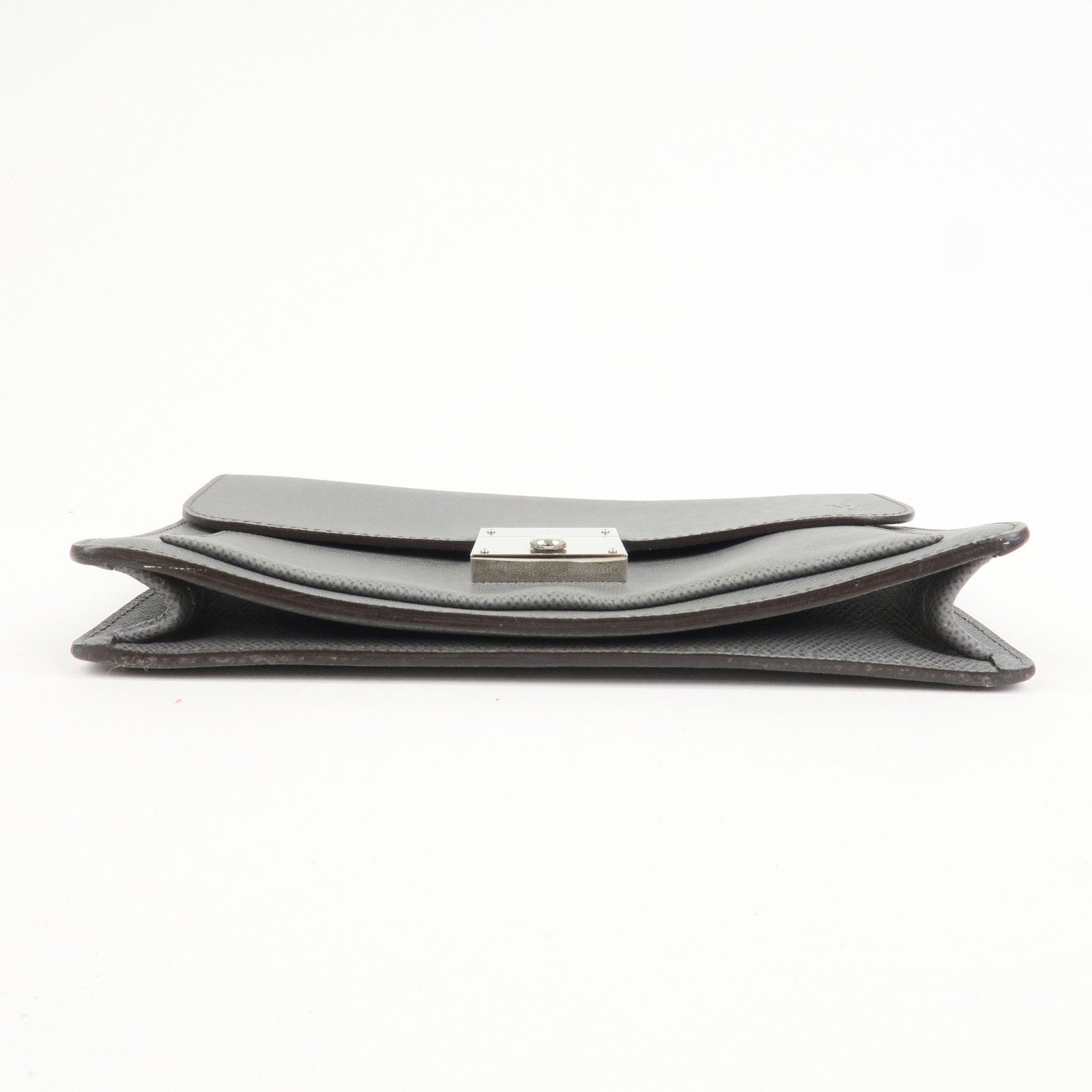 Louis Vuitton Taiga Leather Neo Belaia Clutch Bag Glacier M32683