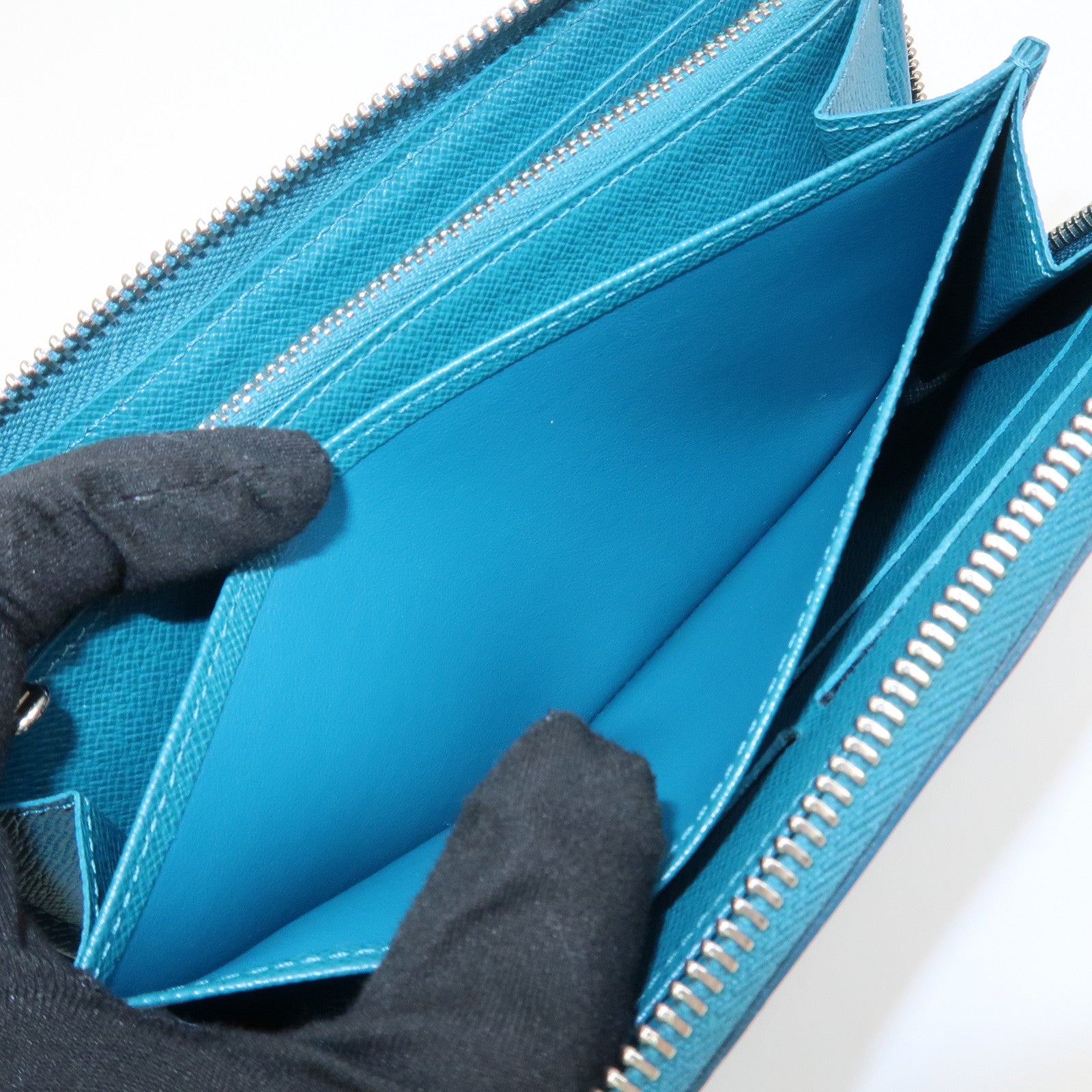 Louis Vuitton Epi Leather Zippy Long Wallet Cyan Blue M60311
