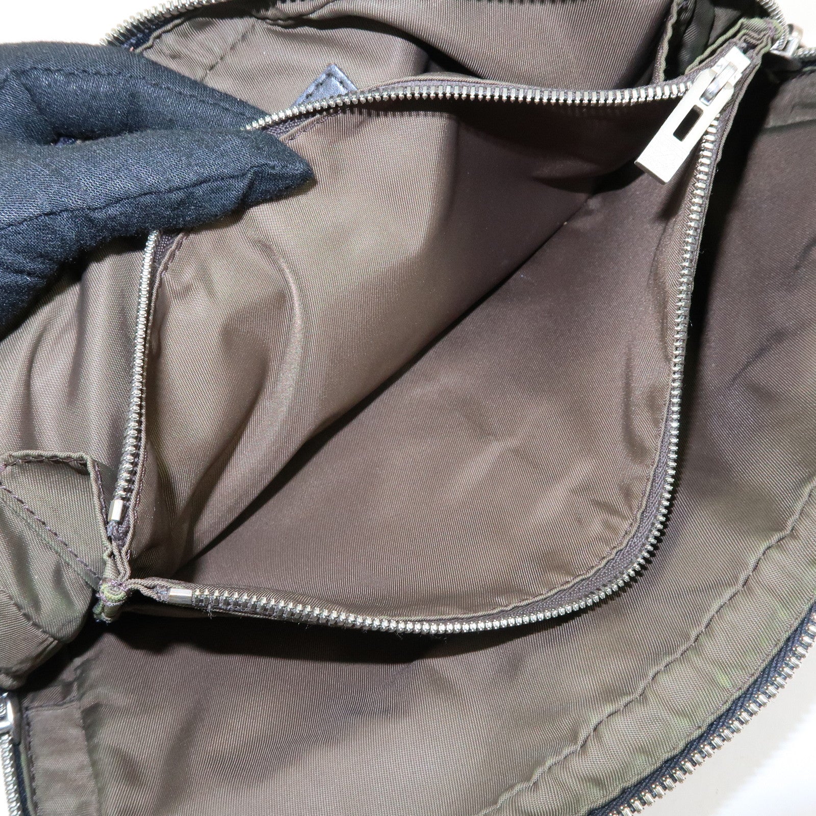 Louis Vuitton Damier Geant Acrobat Waist Bag Noir Black M93620