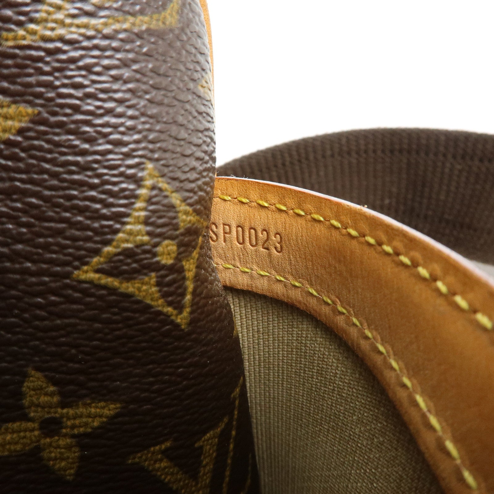 Louis Vuitton Monogram Reporter PM Shoulder Crossbody Bag M45254