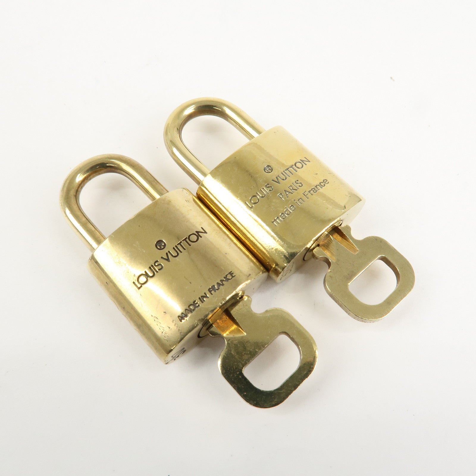Louis Vuitton Set of 10 Lock & Key Cadena Key Lock Metal Gold Used