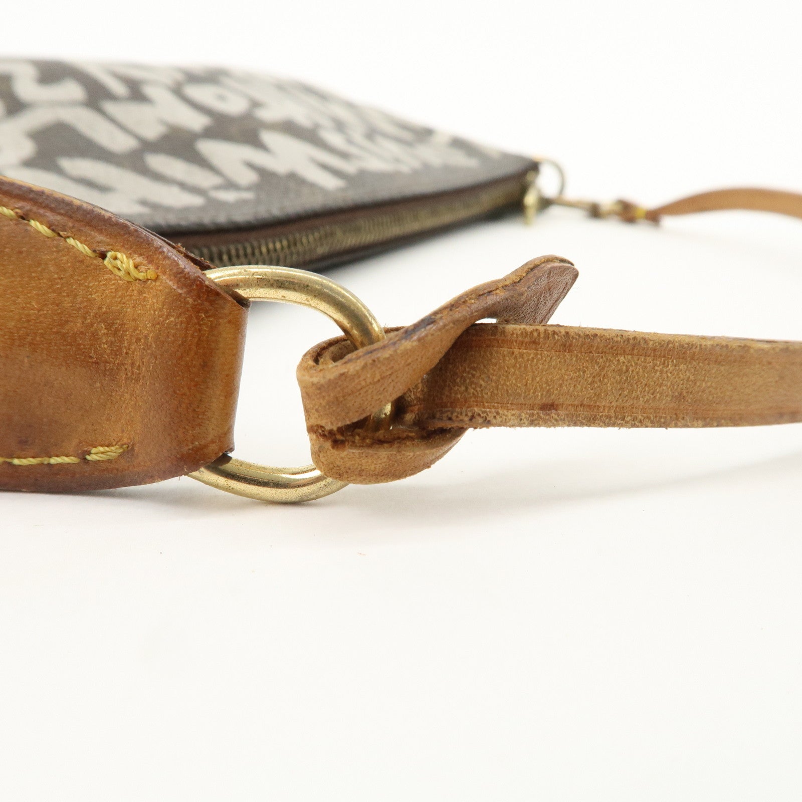 Louis Vuitton Monogram Graffiti Pochette Accessoires M92192
