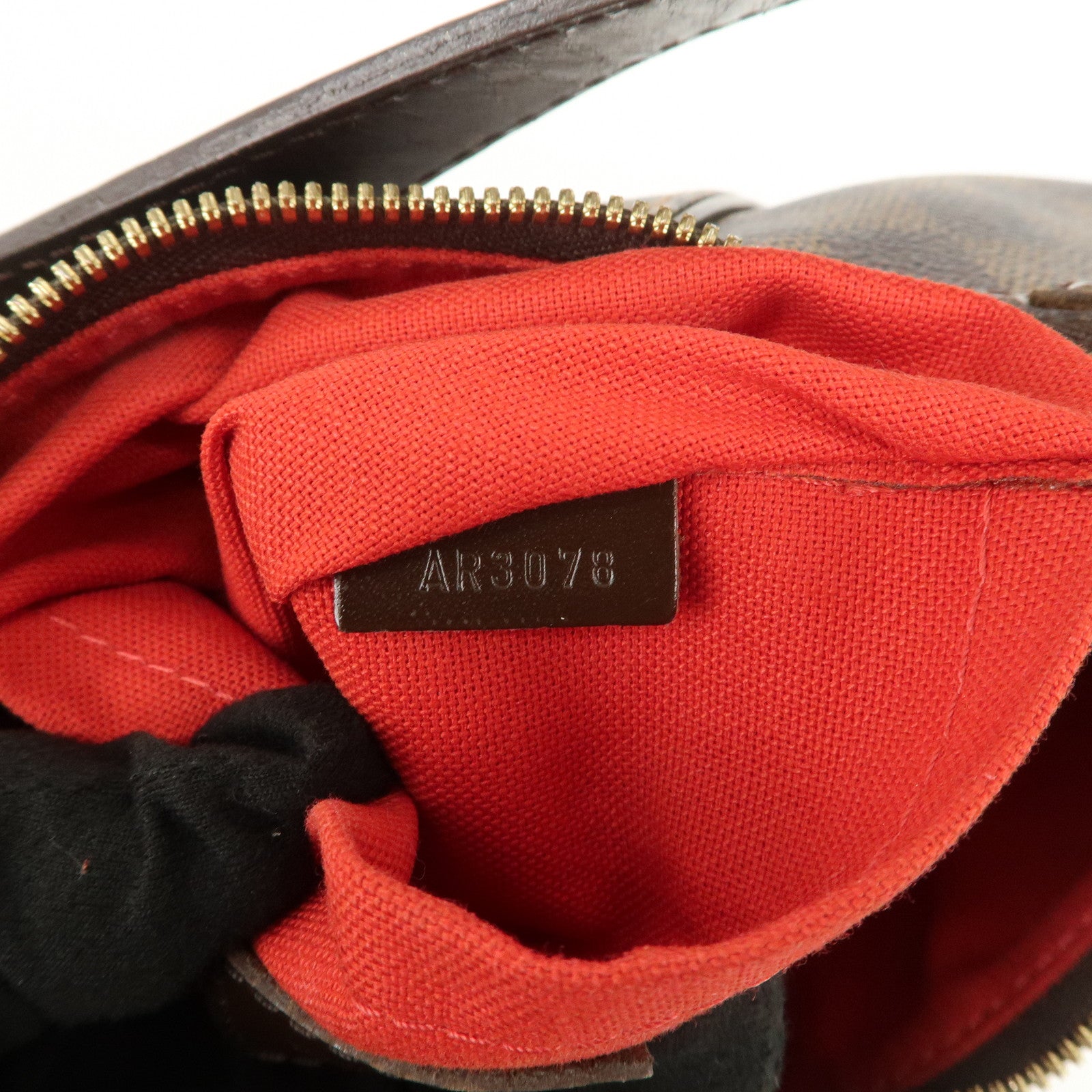 Louis Vuitton Damier Canvas Thames PM Shoulder Bag Hand Bag N48180