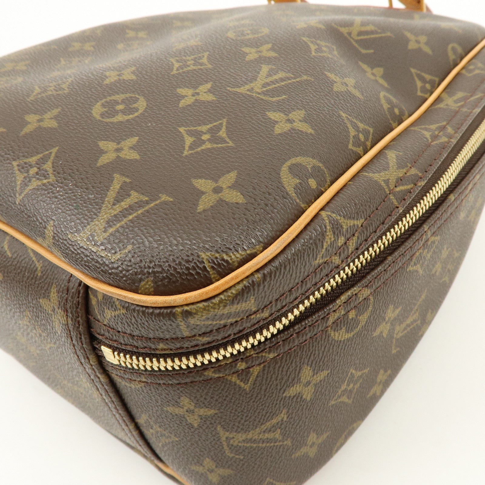 Louis Vuitton Monogram Excursion Shoes Case Hand Bag M41450