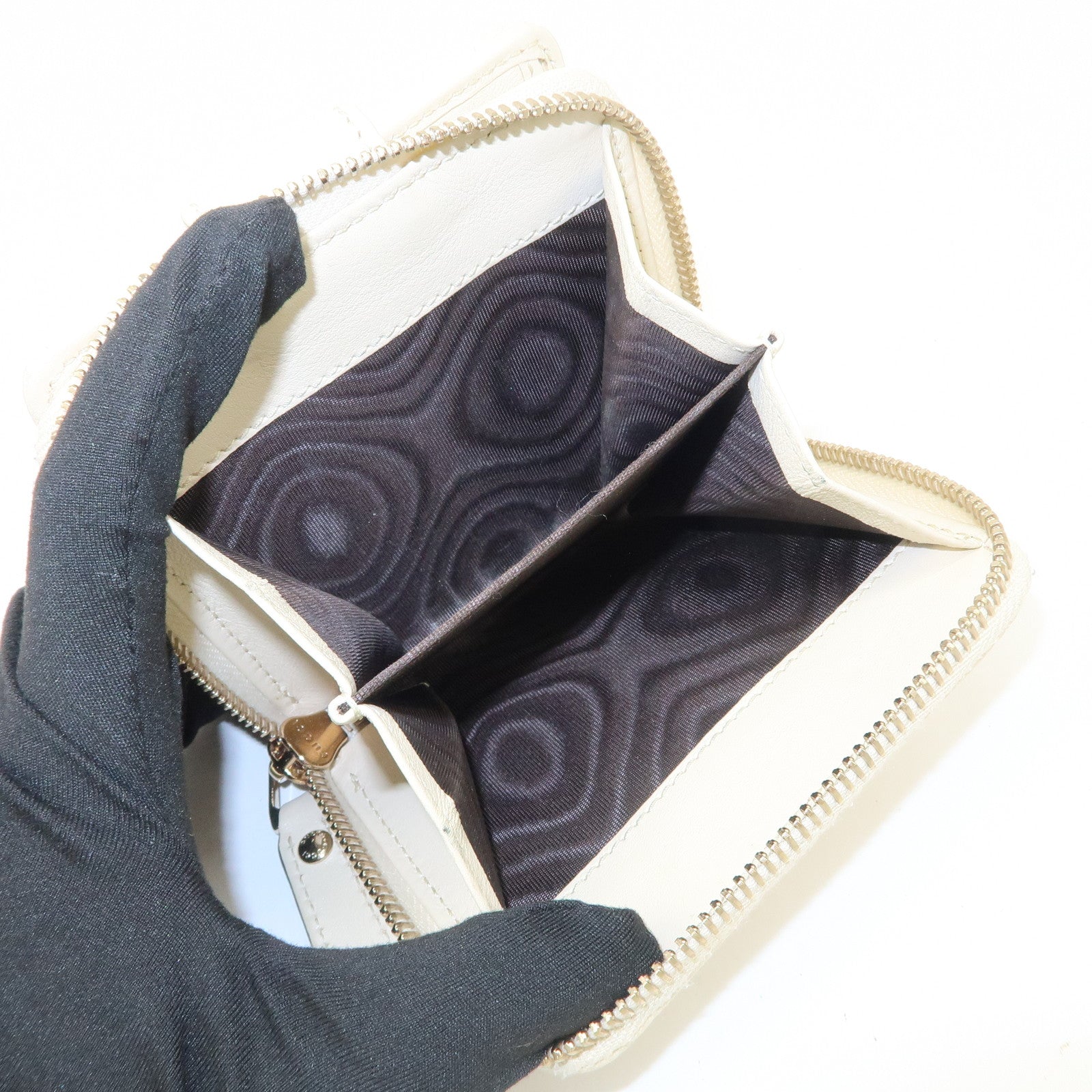 GUCCI Micro Guccissima Leather Signature Bi-Fold Compact Wallet Ivory Used