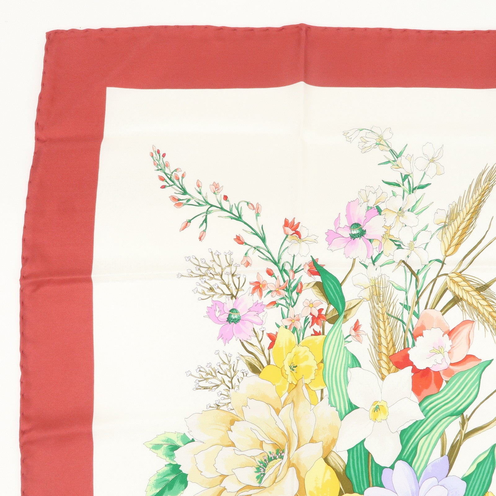 GUCCI Logo Silk 100％ Scarf Red Flora Multicolor
