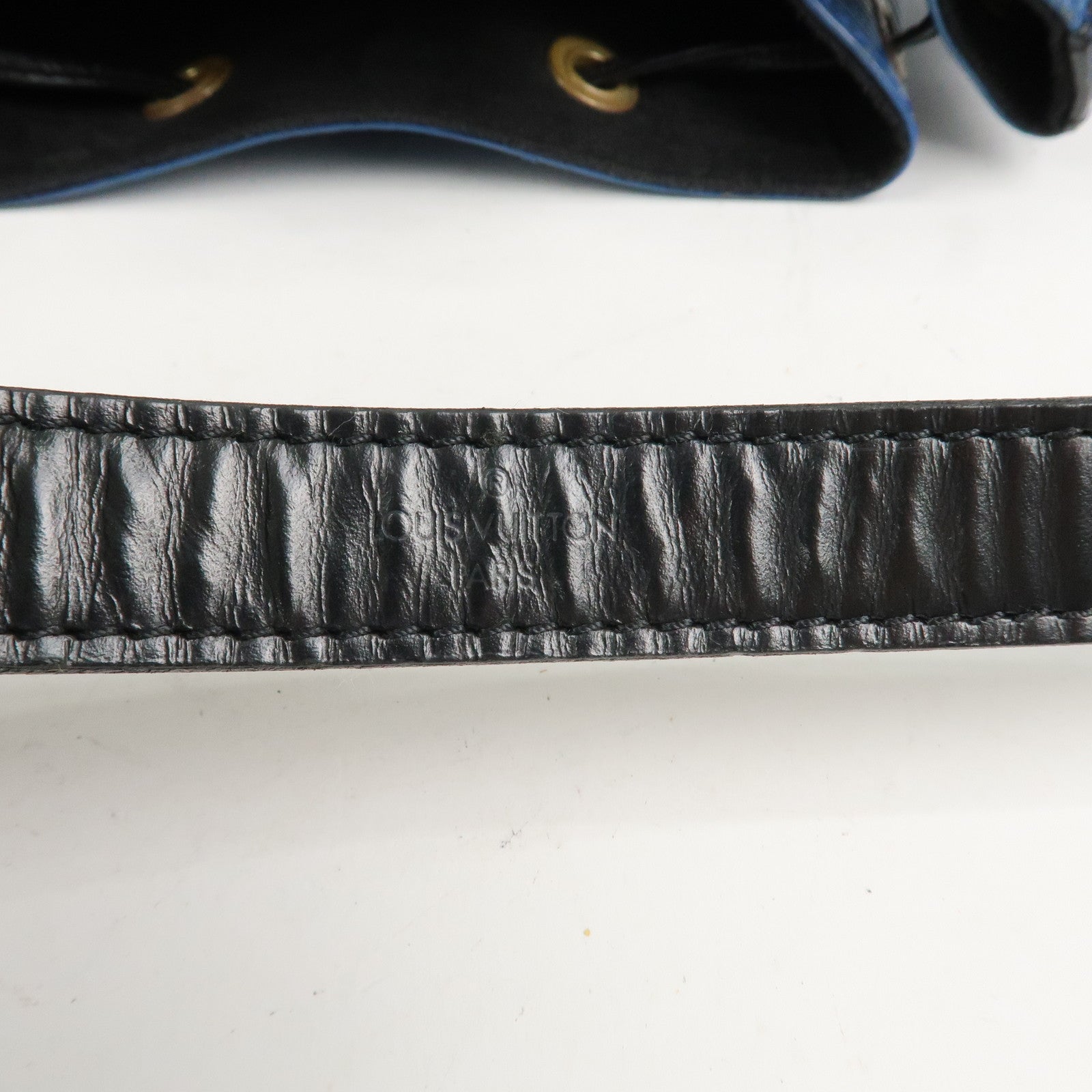 Louis Vuitton Epi Leather Petit Noe Bicolor Noir Toledo Blue Ｍ44152