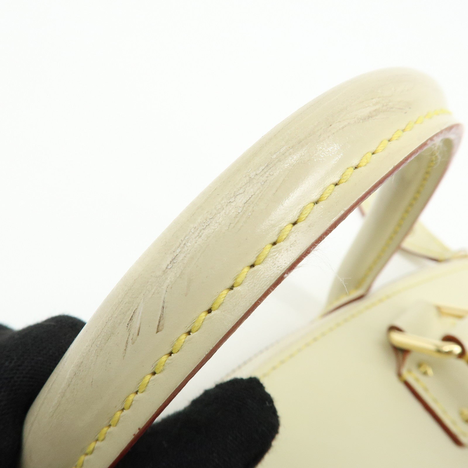 Louis Vuitton Suhari Lock It PM Hand Bag Blanc M91887