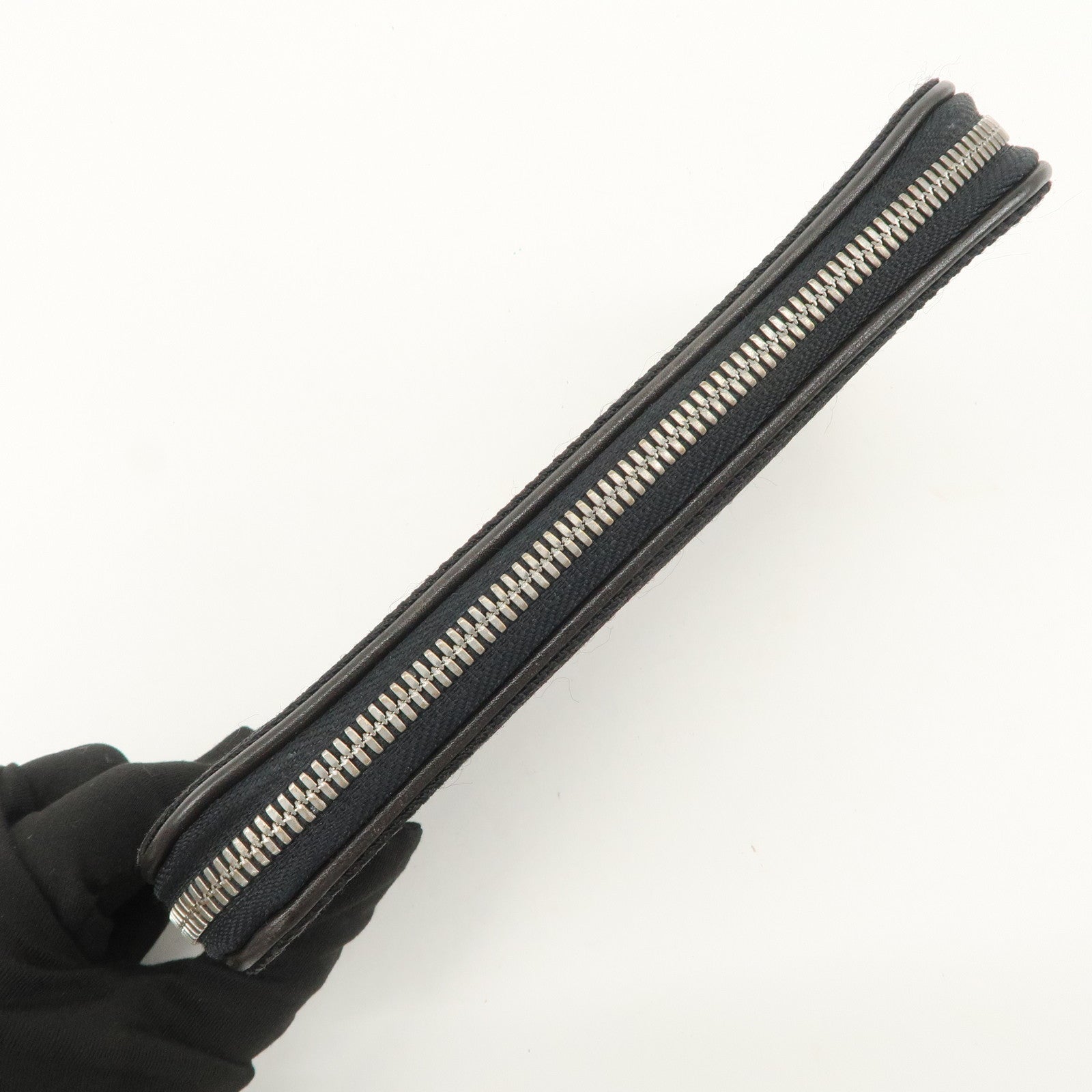 Louis Vuitton Damier Giant Portefeuille Ron Zippe Wallet M93546