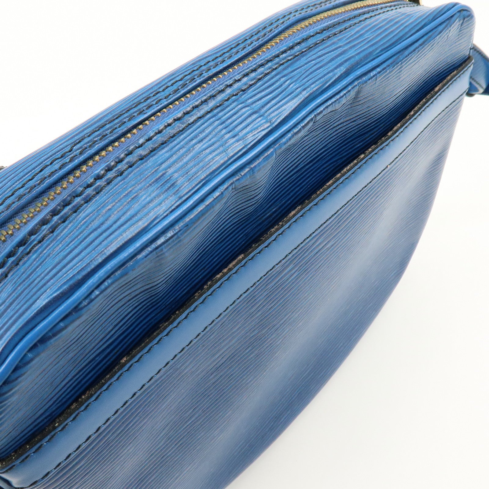 Louis Vuitton Epi Jeune Fille Shoulder Bag Toledo Blue M52155