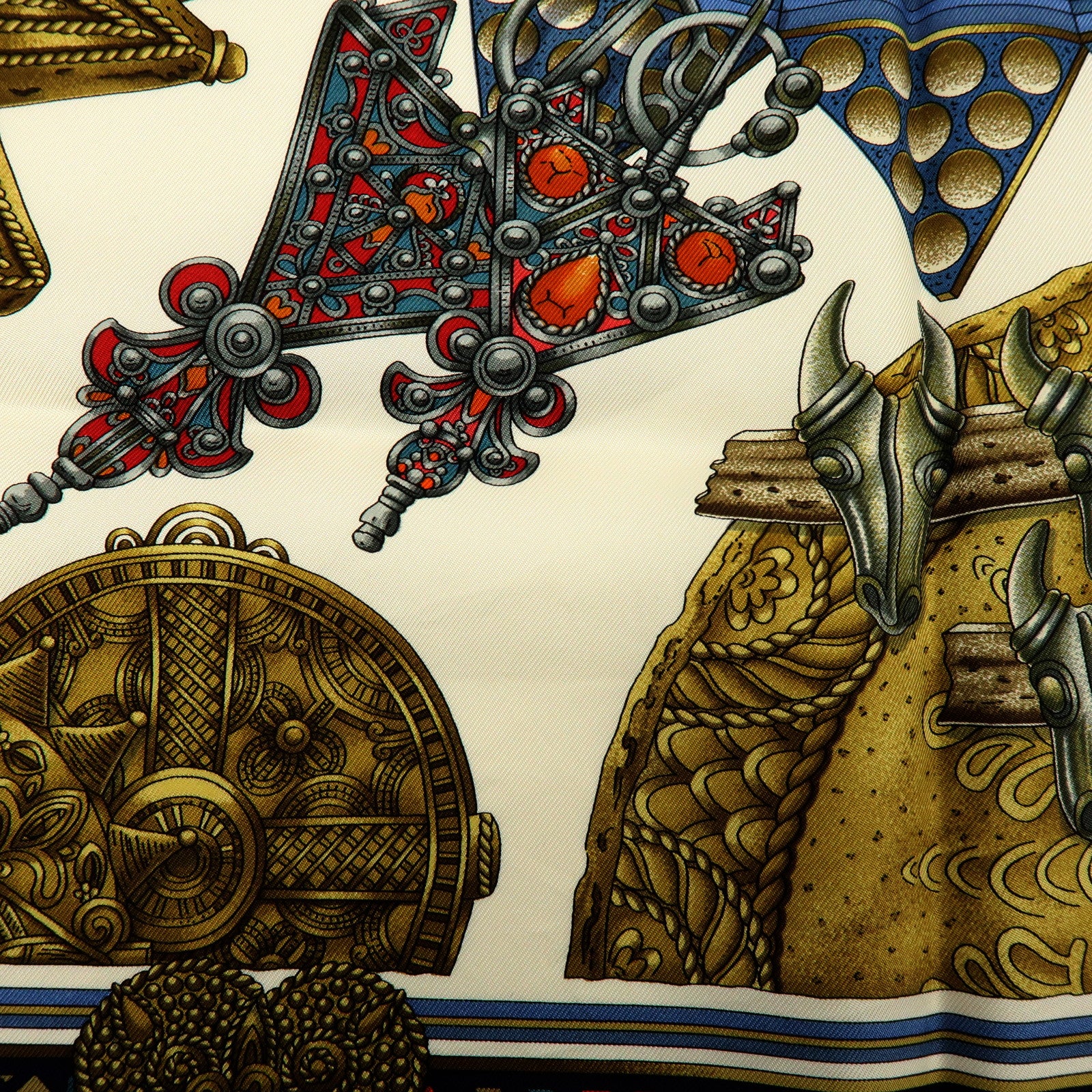 HERMES Carre 90 Silk 100% Scarf L'OR DES CHEFS Gold Navy
